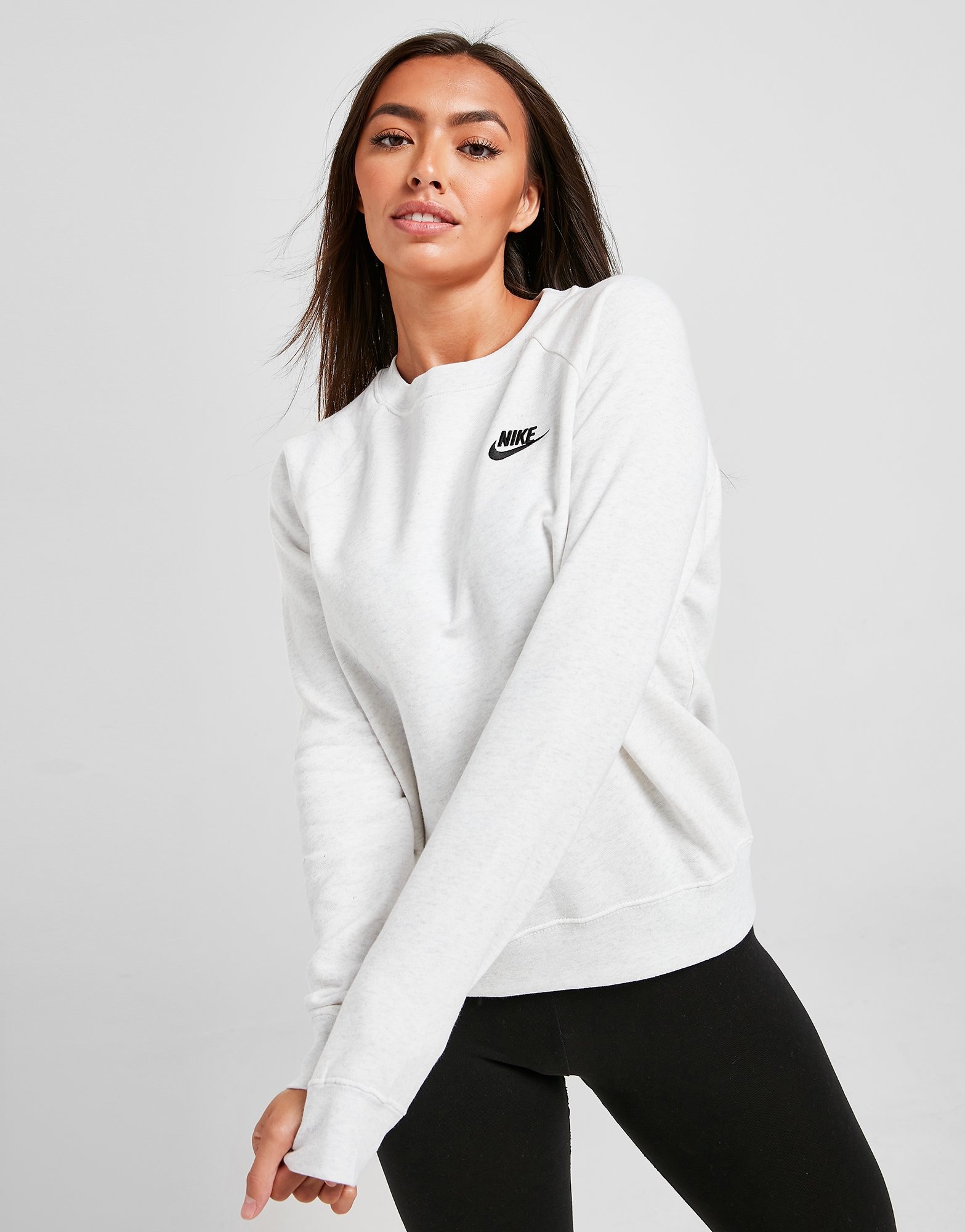 nike essential crew sweatshirt