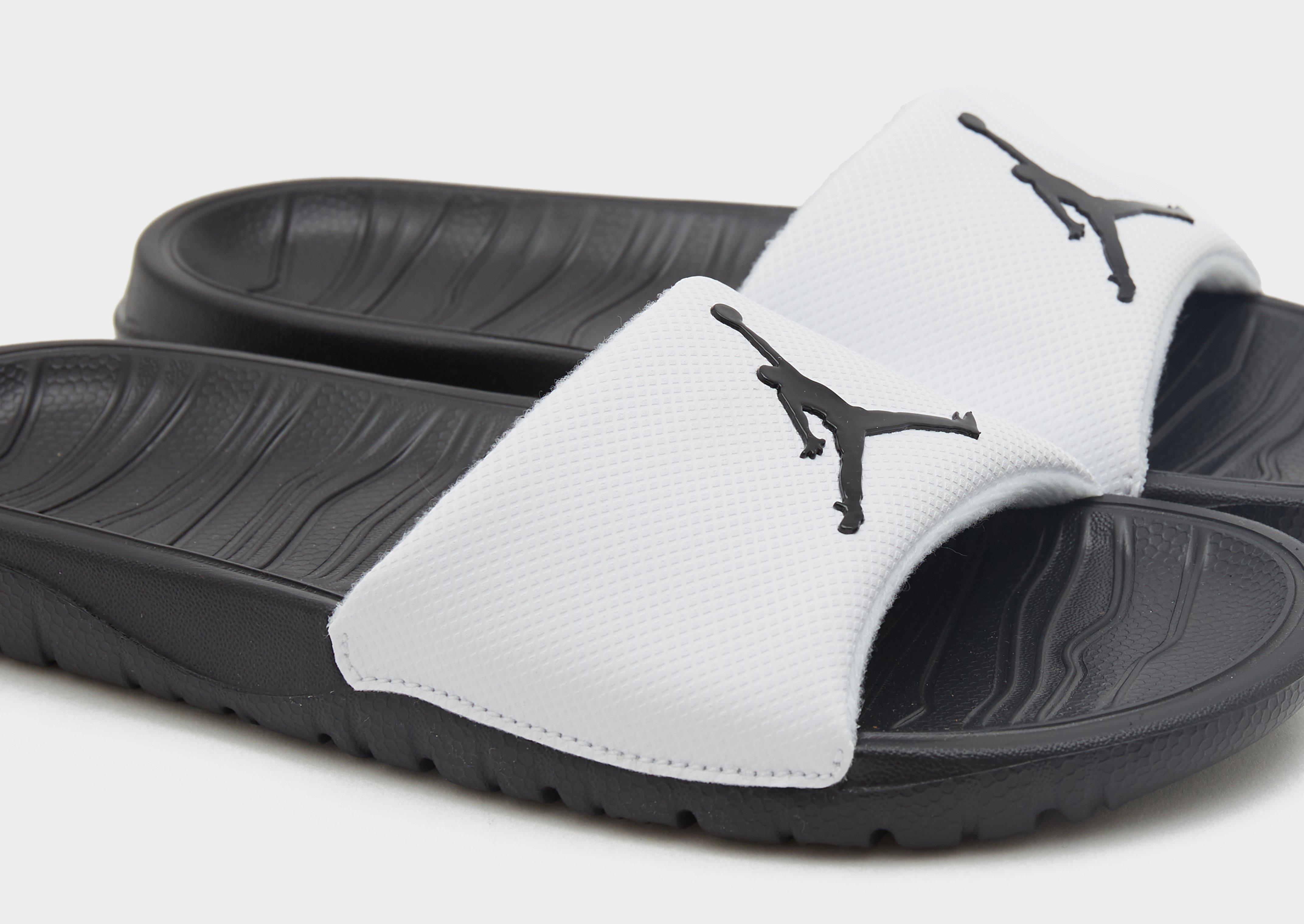 Jordan cheap slides junior