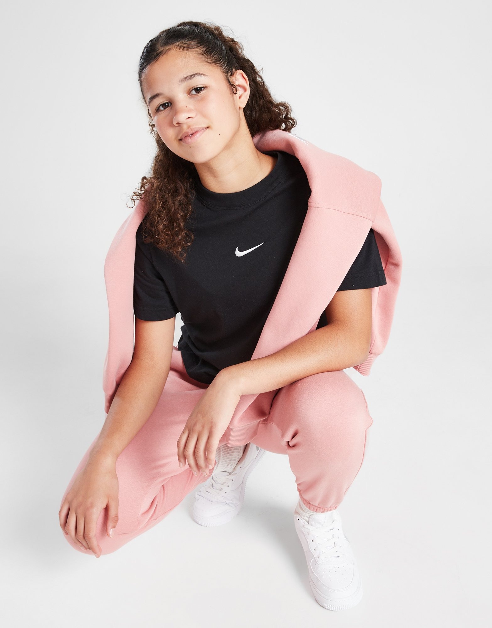 Black Nike Girls' Essential Boxy T-Shirt Junior | JD Sports