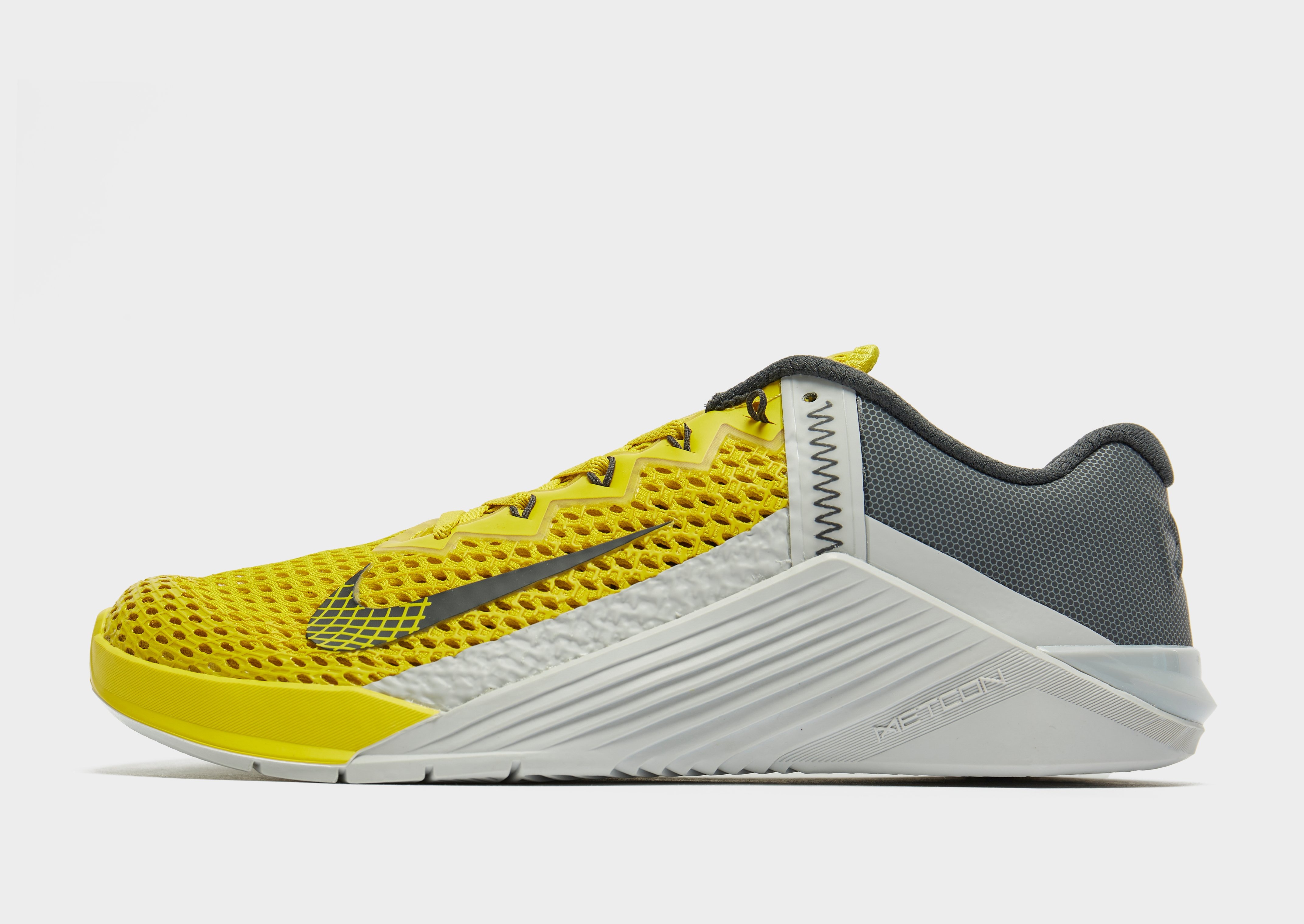 nike metcon 4 dynamic yellow