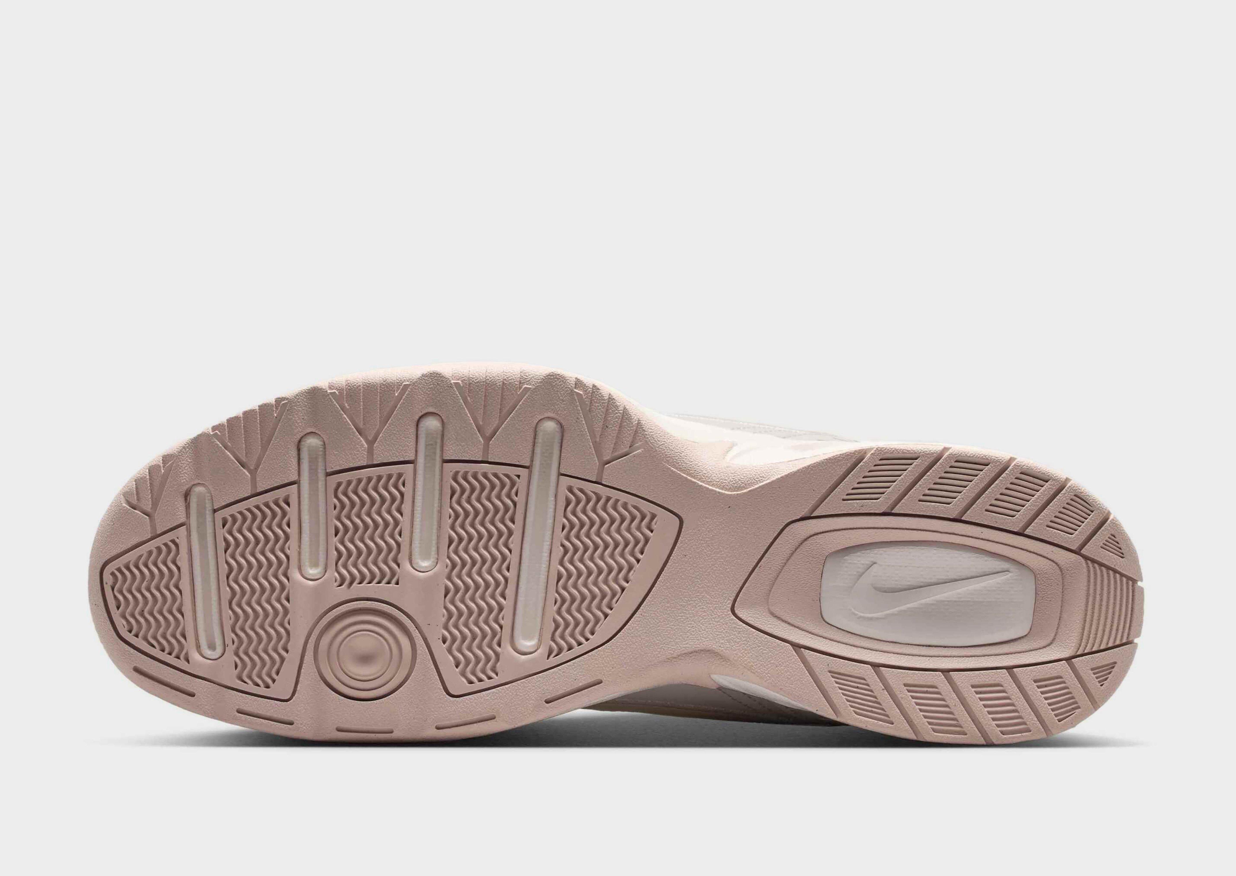 Nike A.MONARCH IV