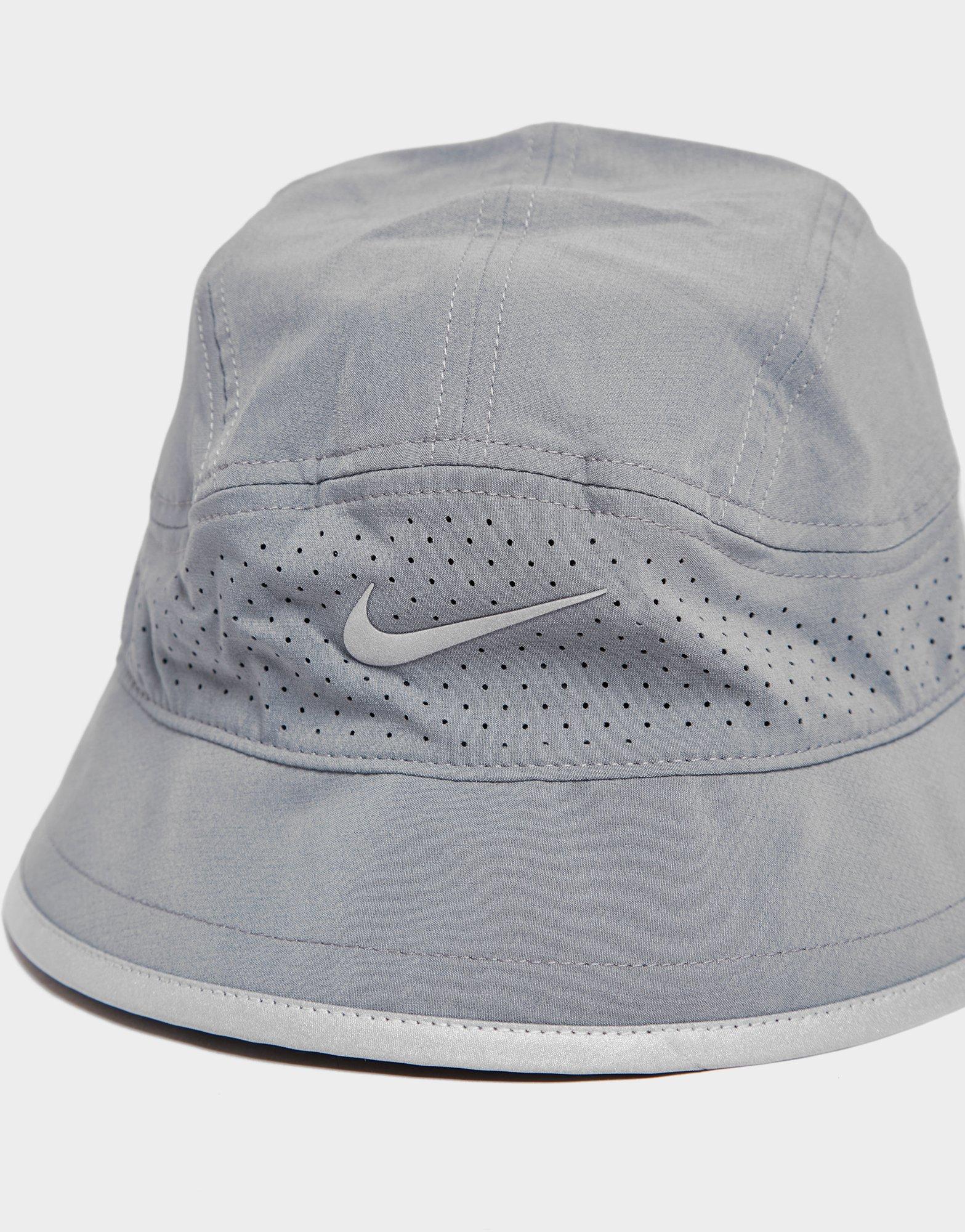 bob avec cordon nike