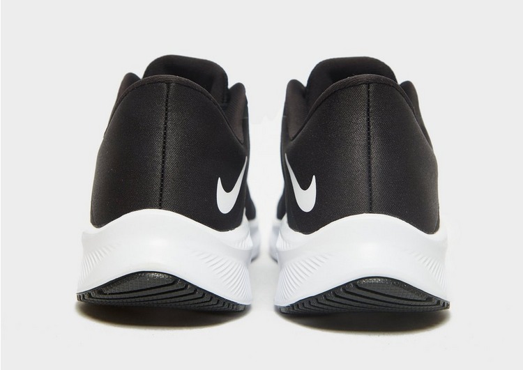 Nike Quest 3 para Mulher