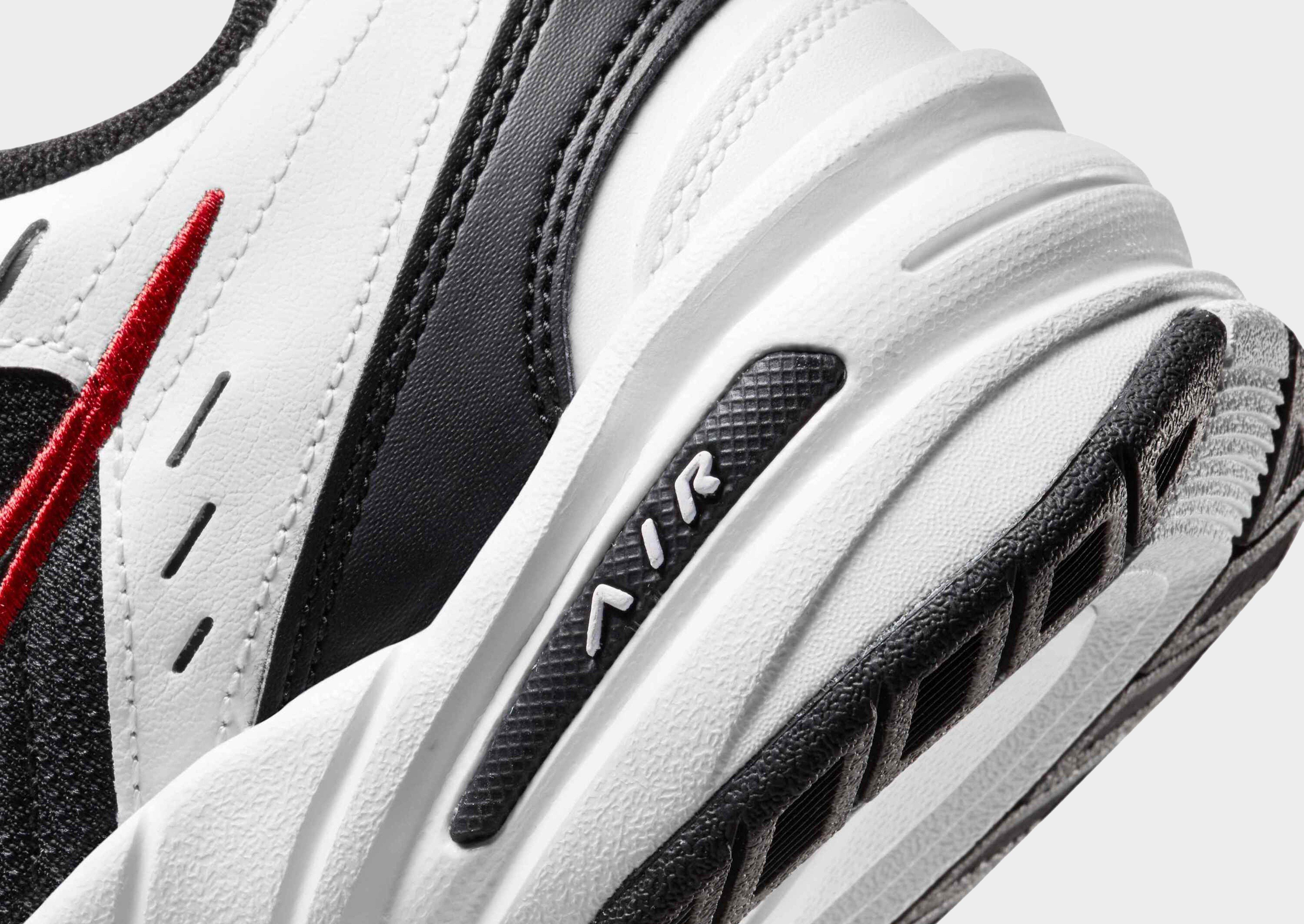 Nike MEN'S WORKOUT SHOES