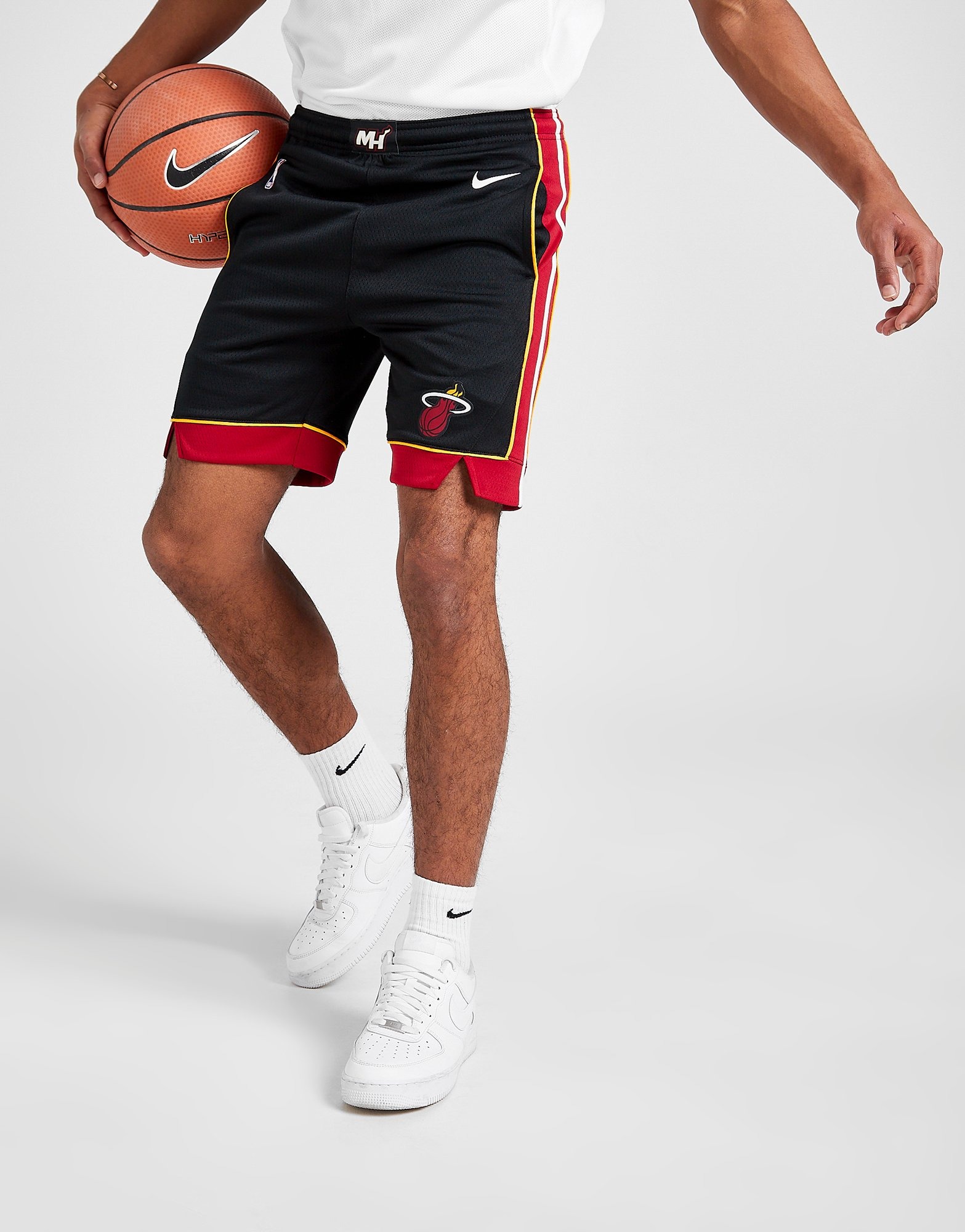 Terapia vertical compañero Nike NBA Miami Heat Shorts Junior en Negro | JD Sports España