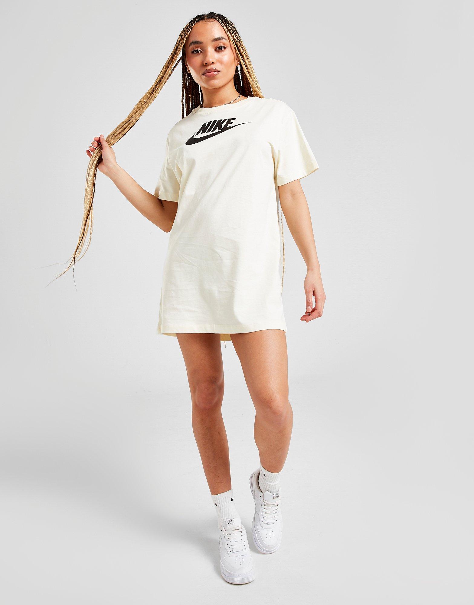 nike futura dress