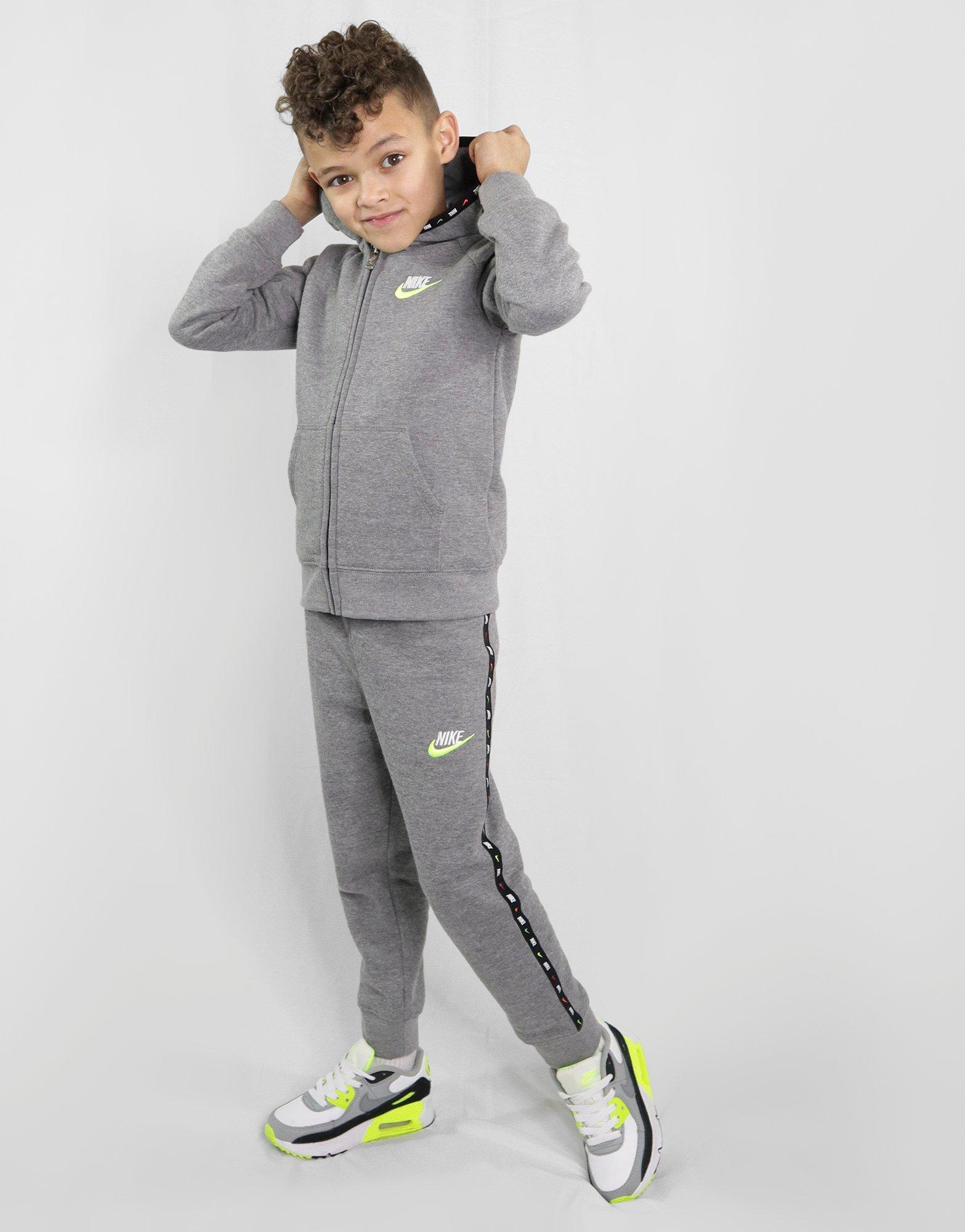 nike swoosh full tracksuit