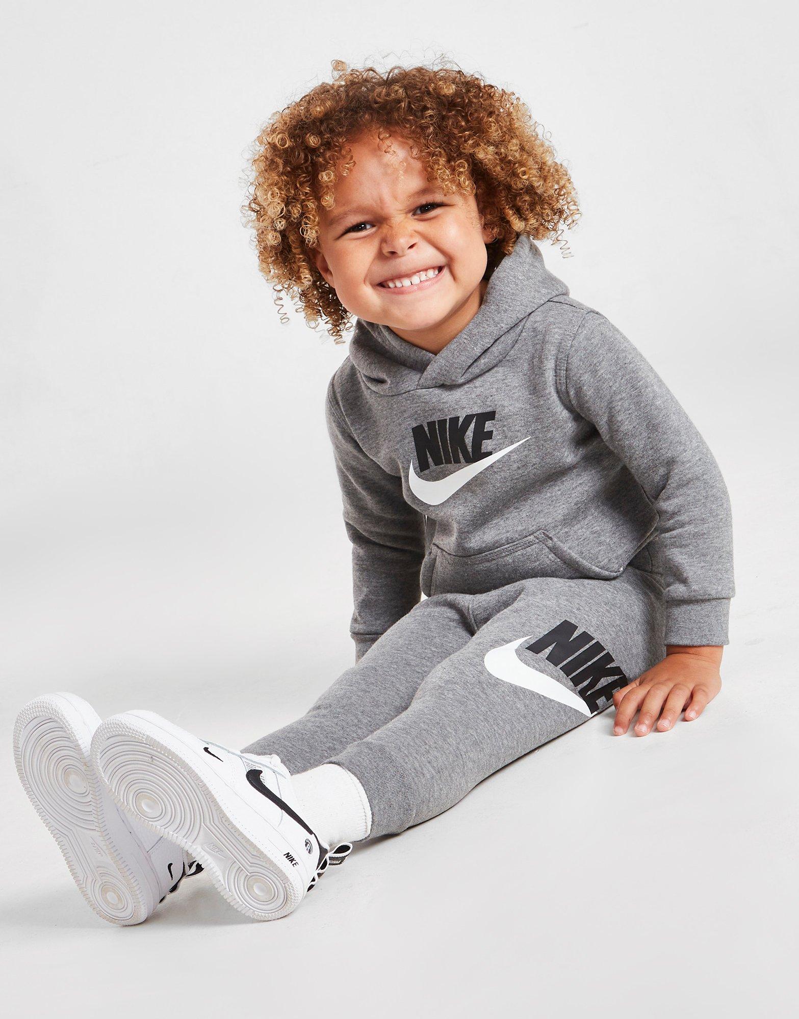 Jd kids hot sale nike tracksuit