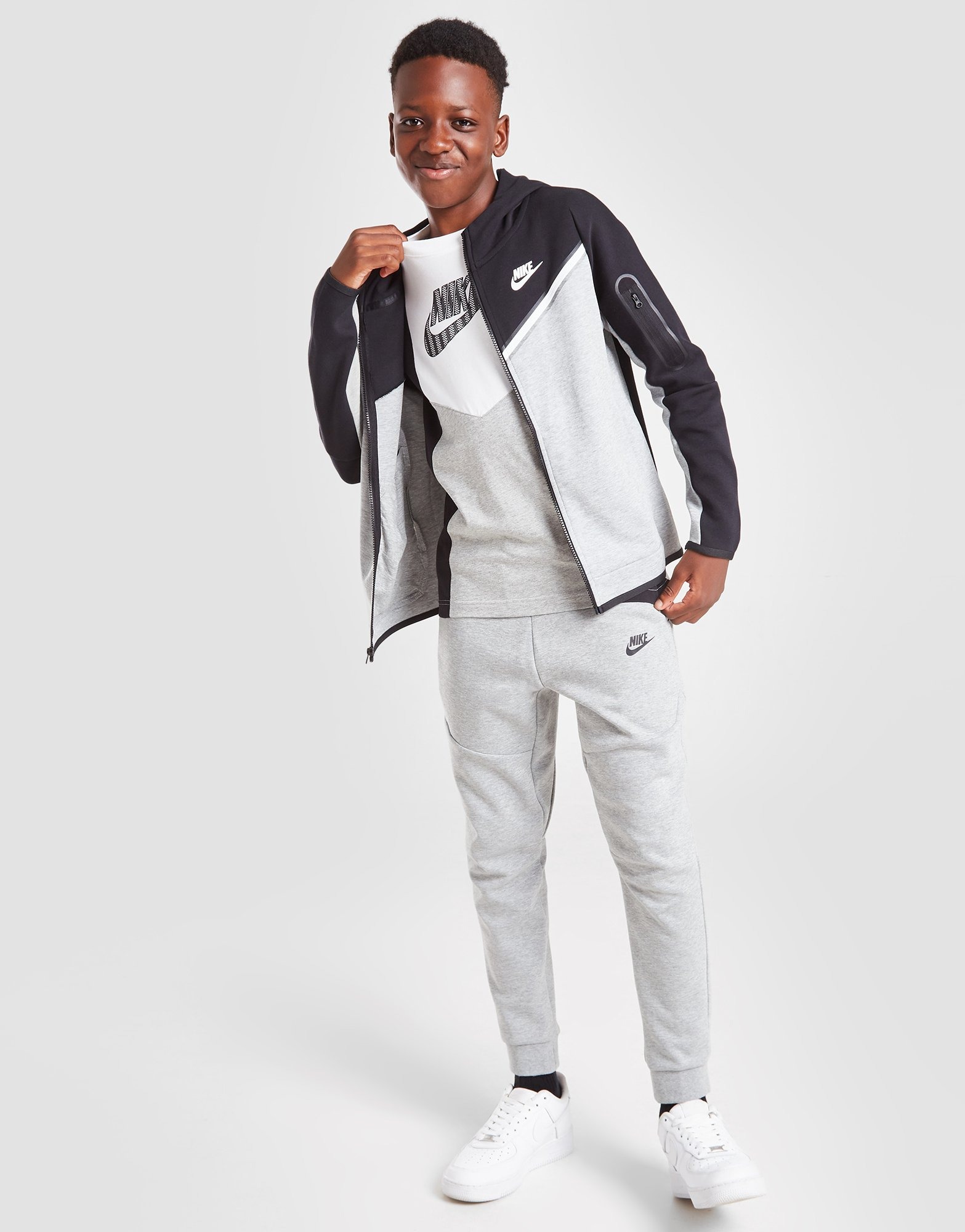 nike tech tracksuit age 13