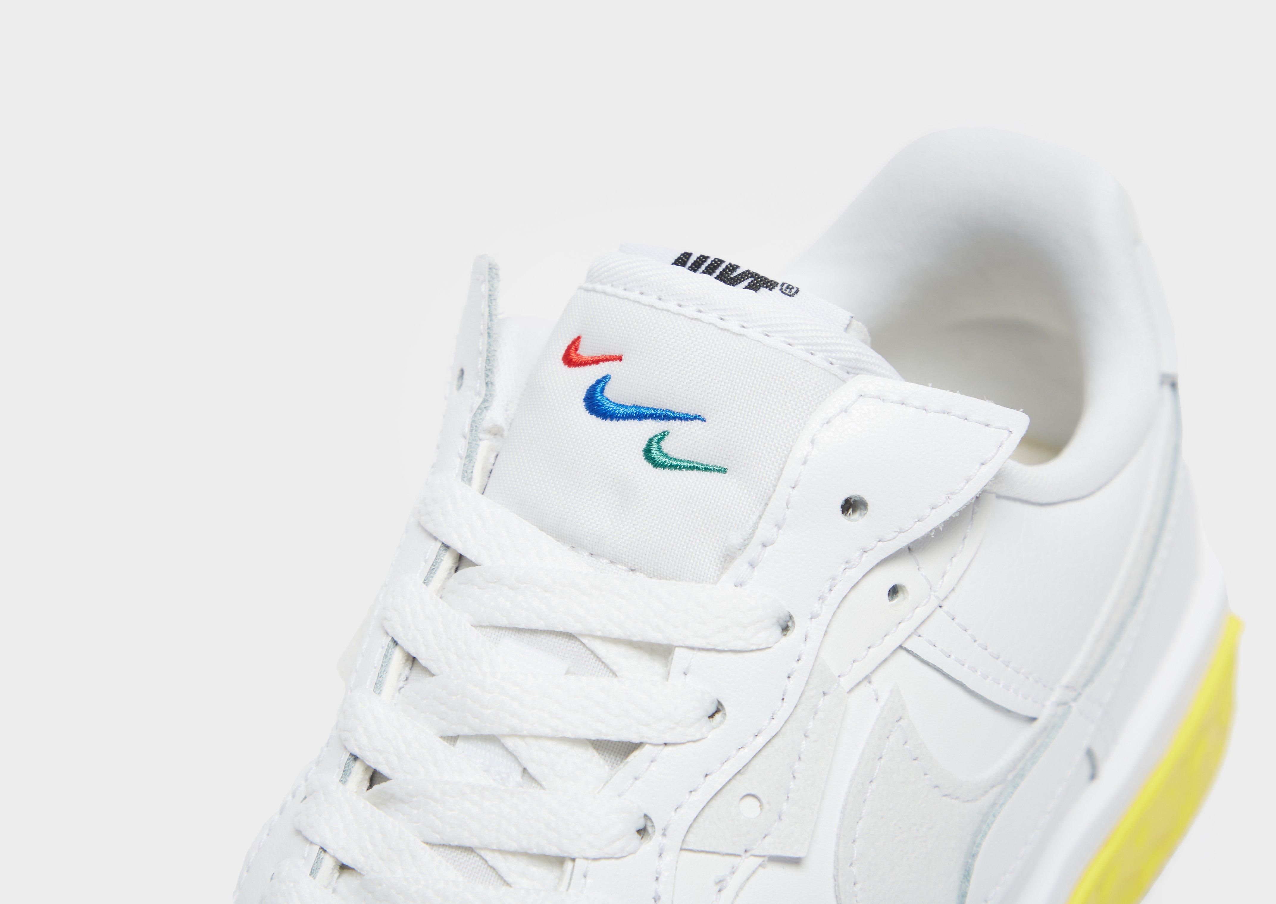 Nike Baskets Air Force 1 Fontanka Femme