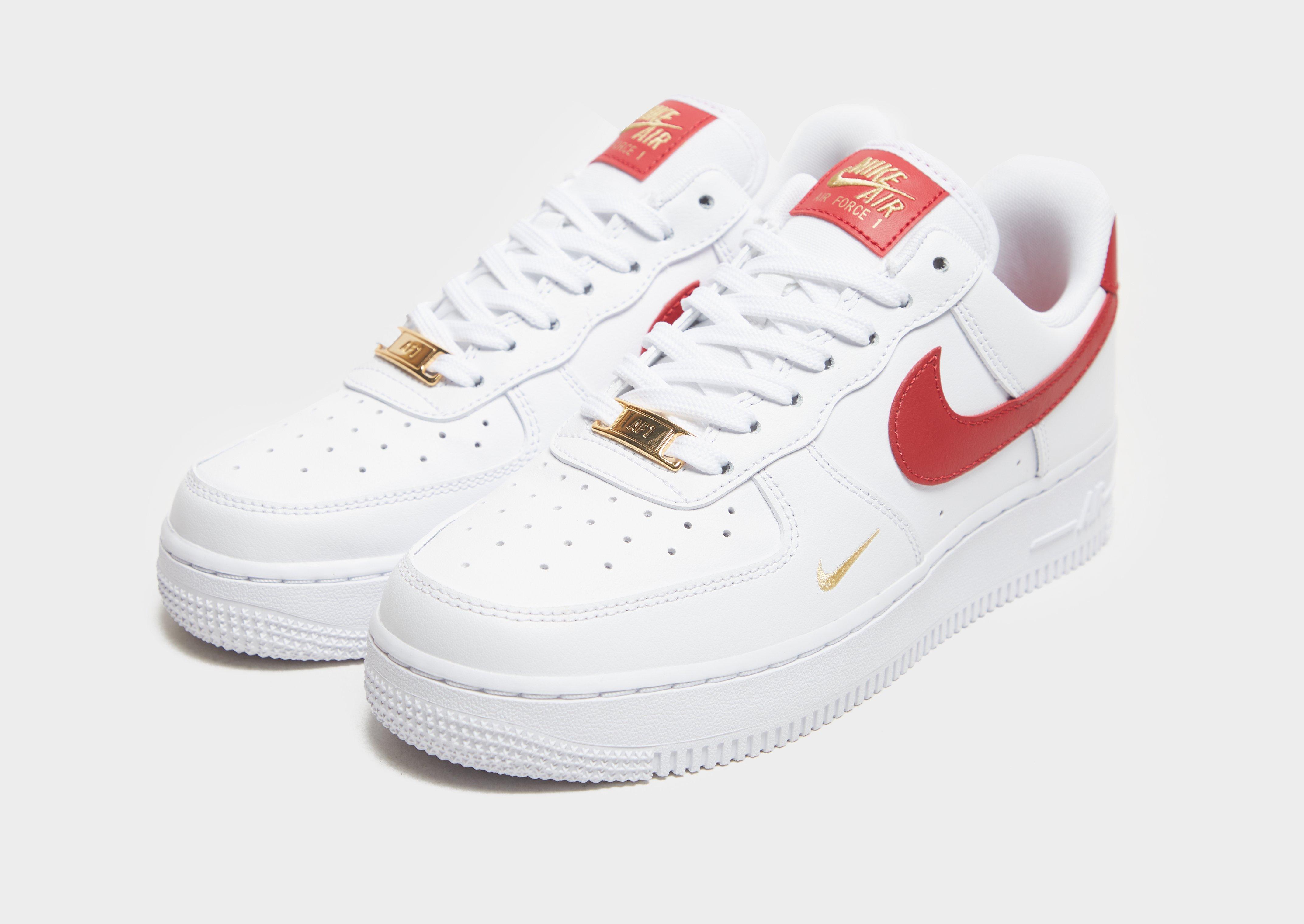 Nike Air Force 1 07 Essential Women's