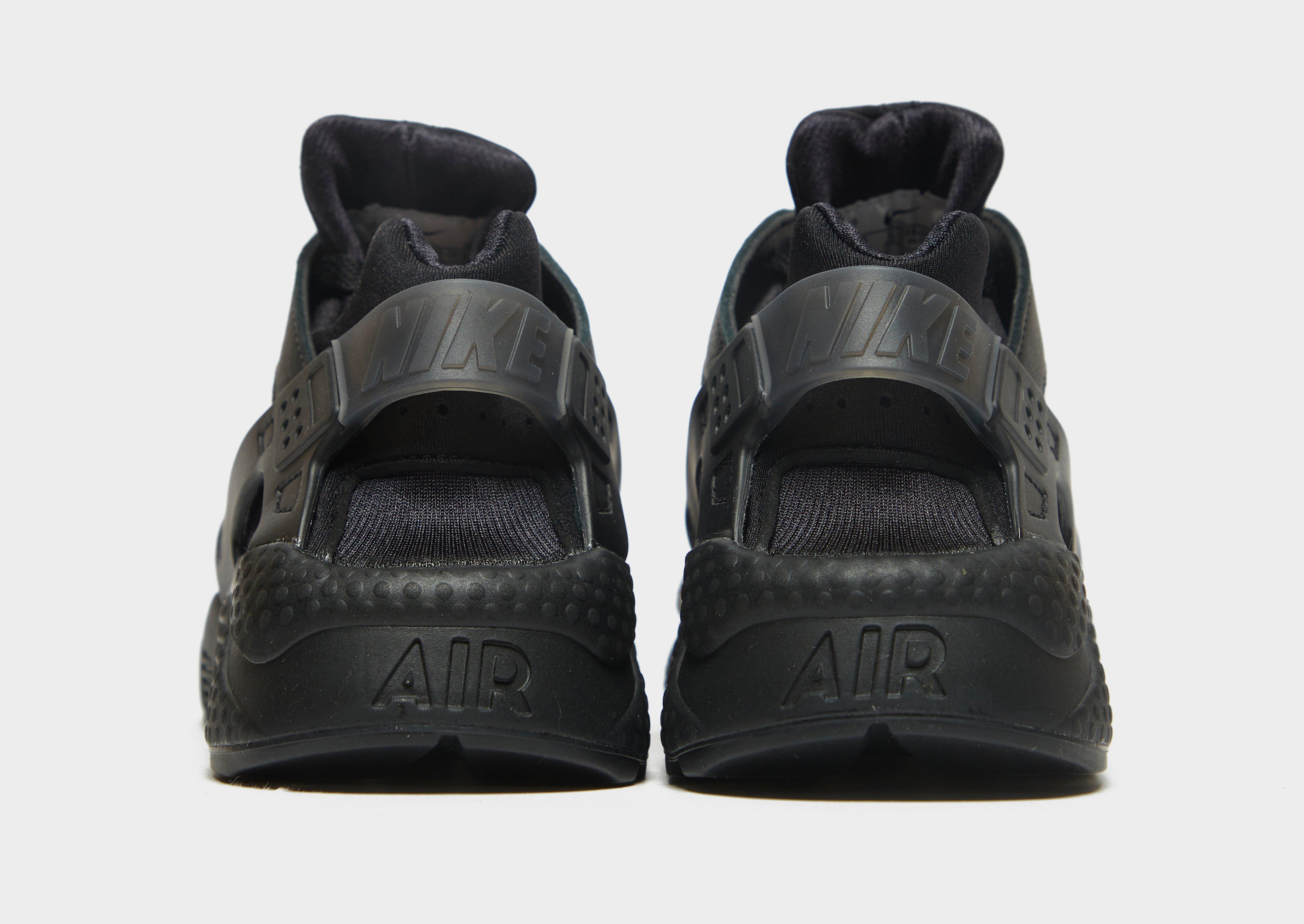 Jd sports outlet triple black huarache