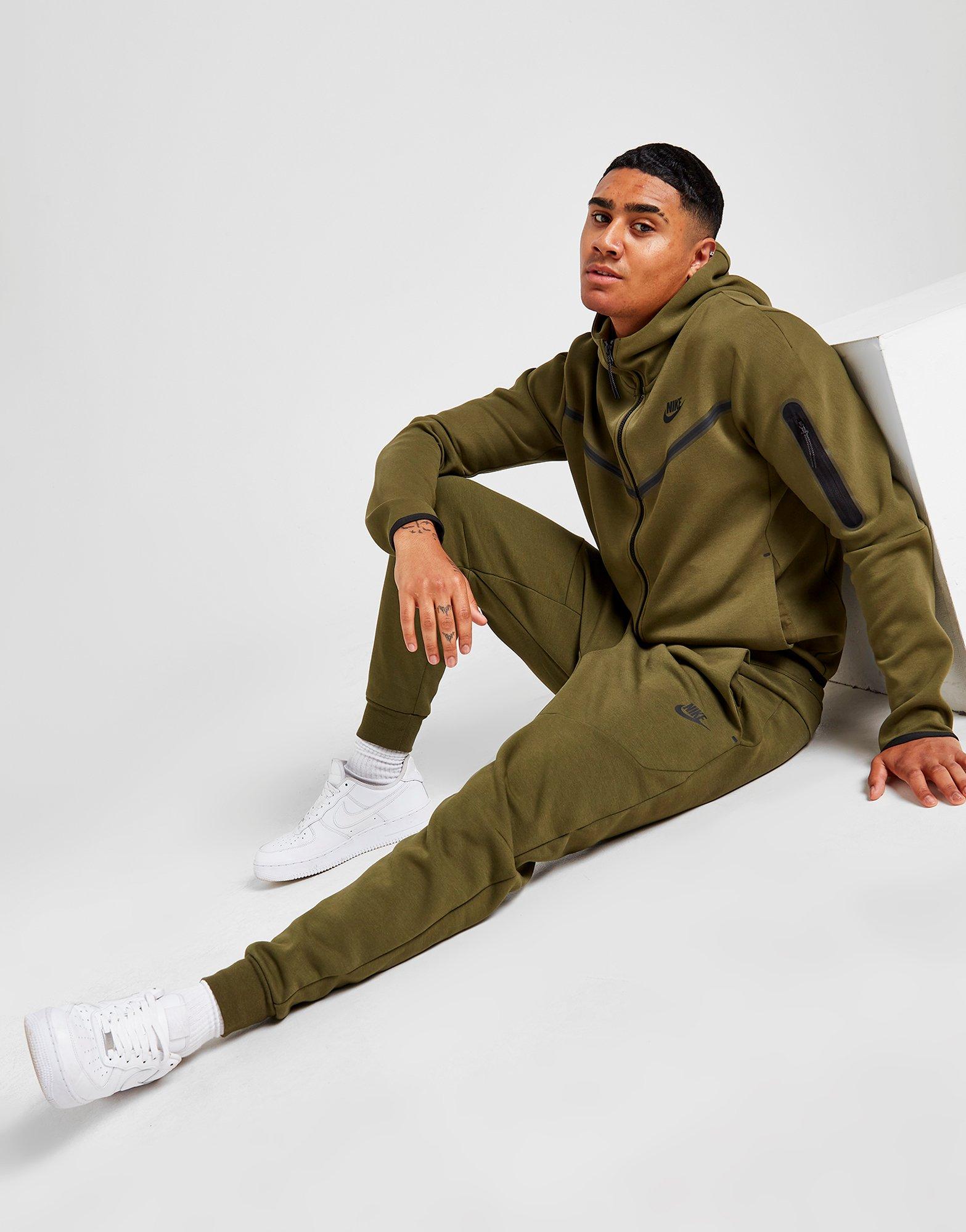 Green shop tech fleece