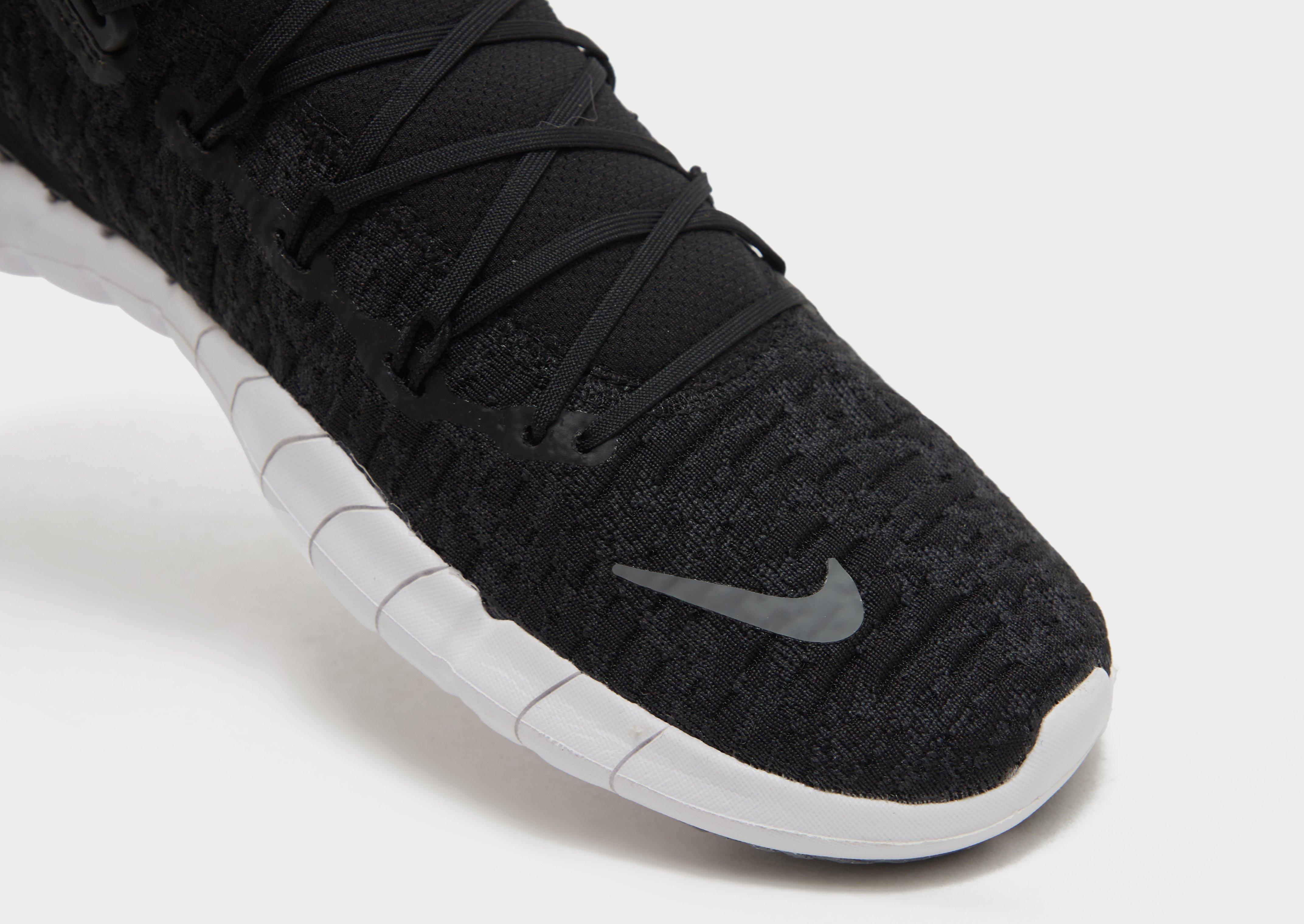 All black on sale nike free run