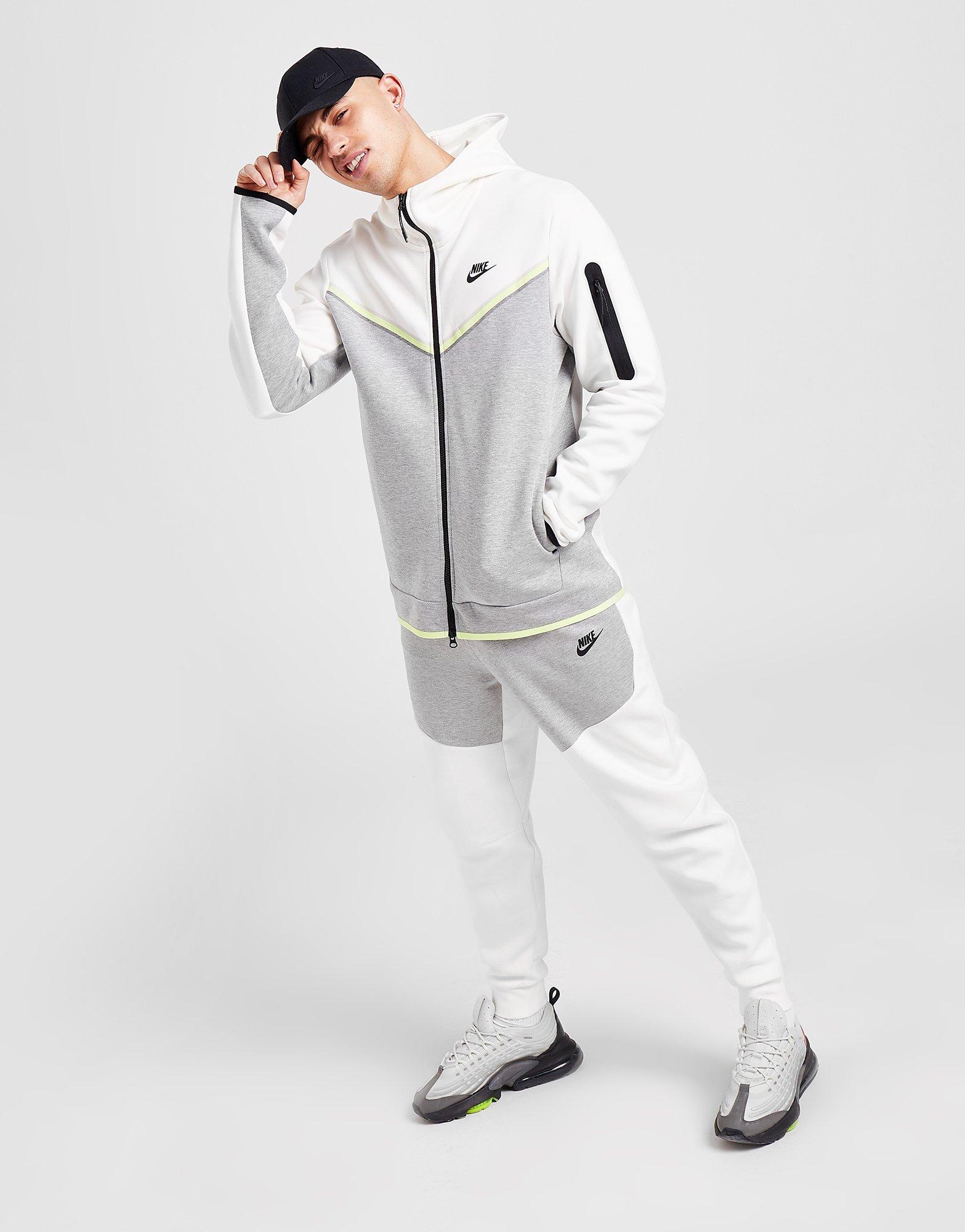 nike tech fleece tracksuit grey and white