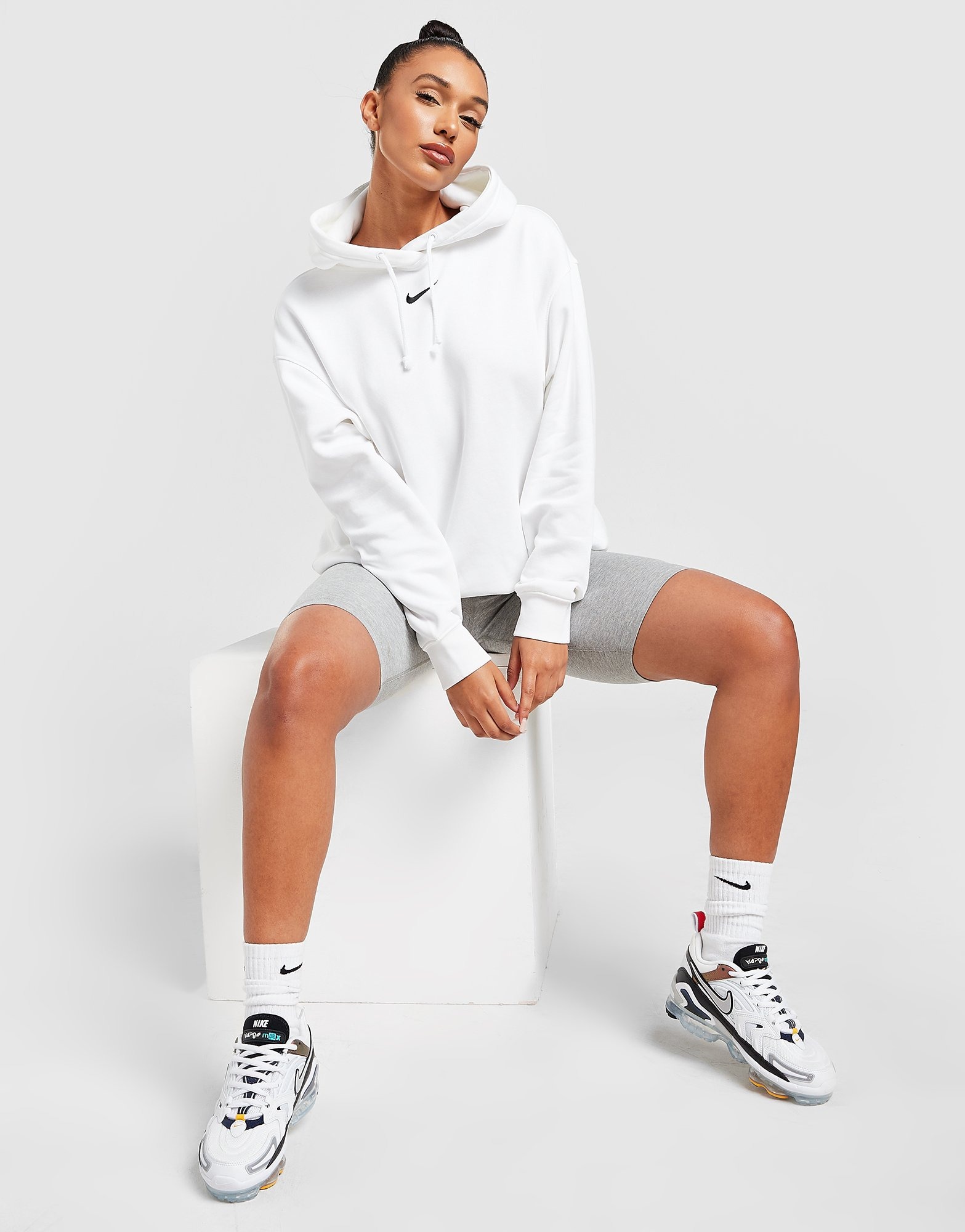 nike women's essentials trend oversized sweatshirt