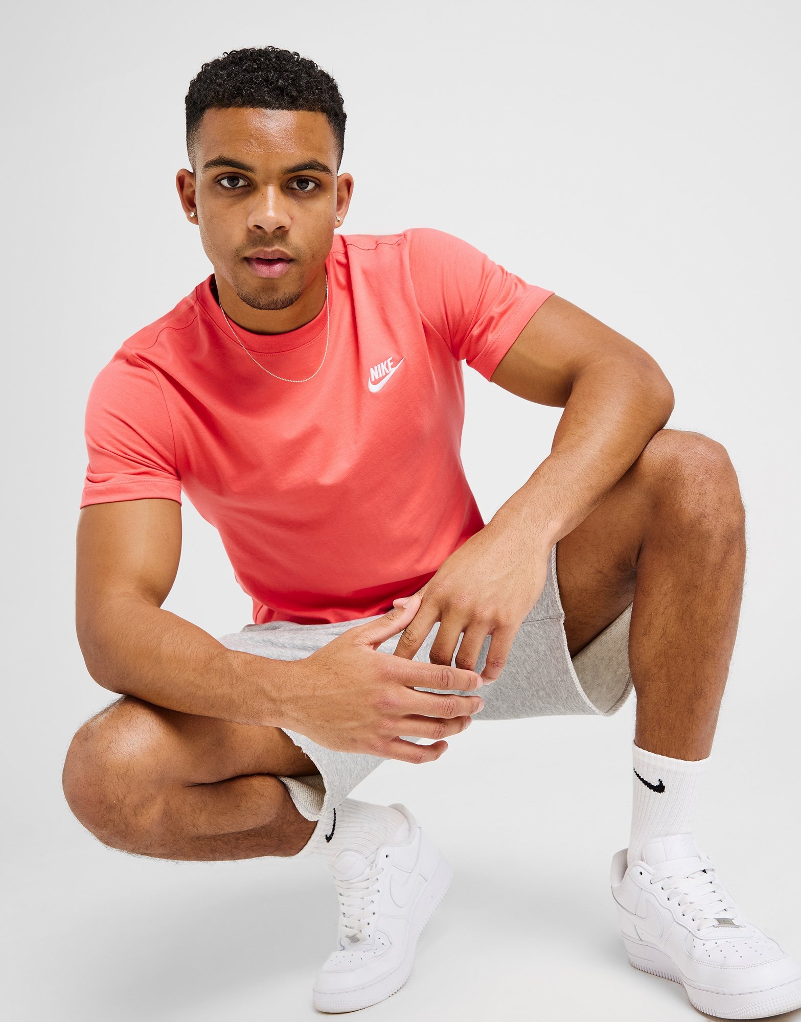 Red nike club t shirt heren jd sports