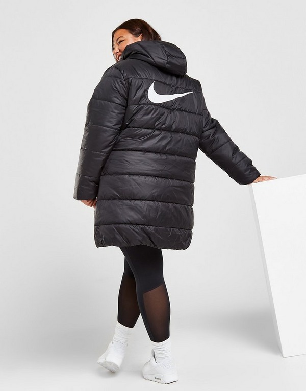 Compra Nike parka Plus Size en Negro