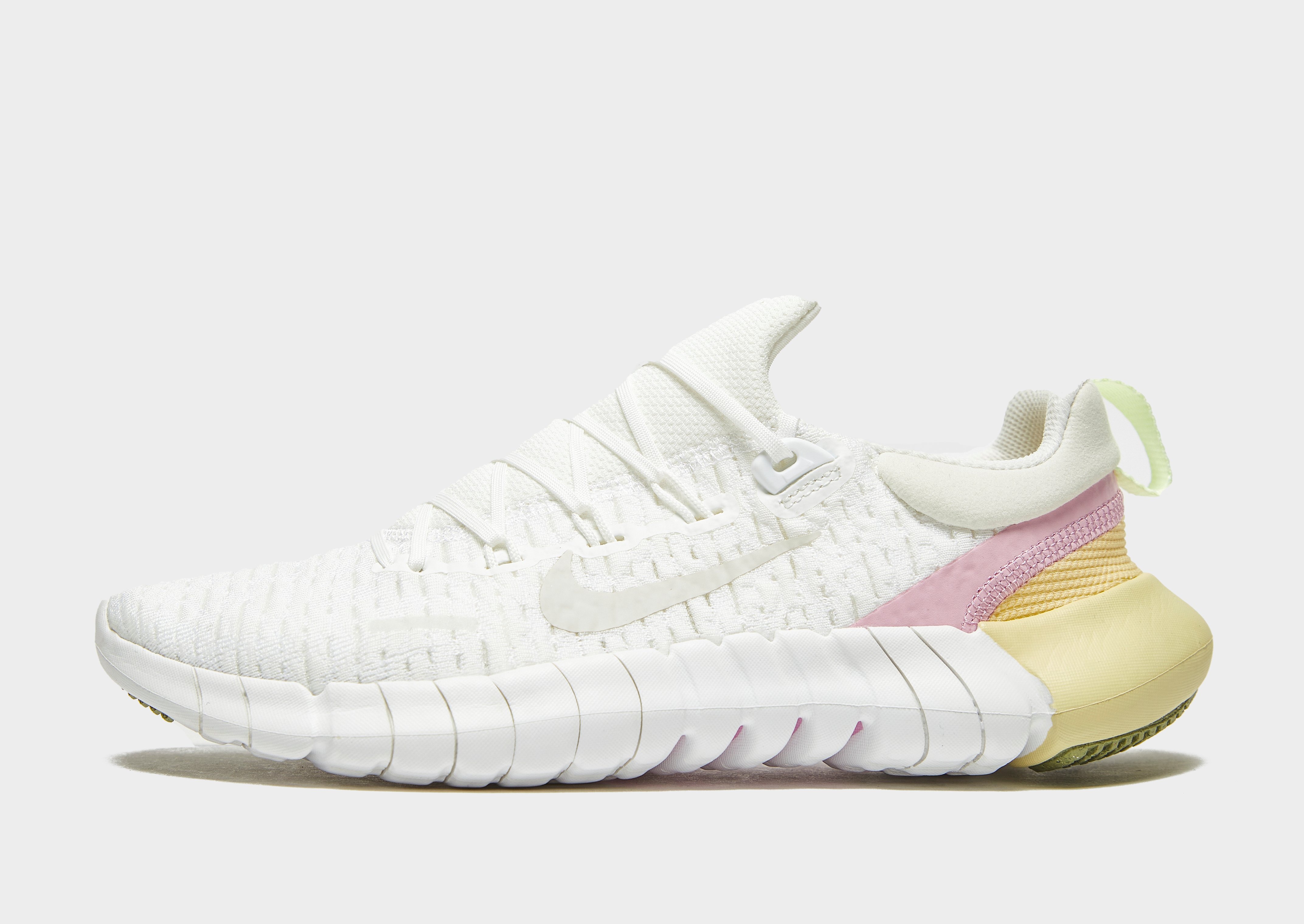 all white free run