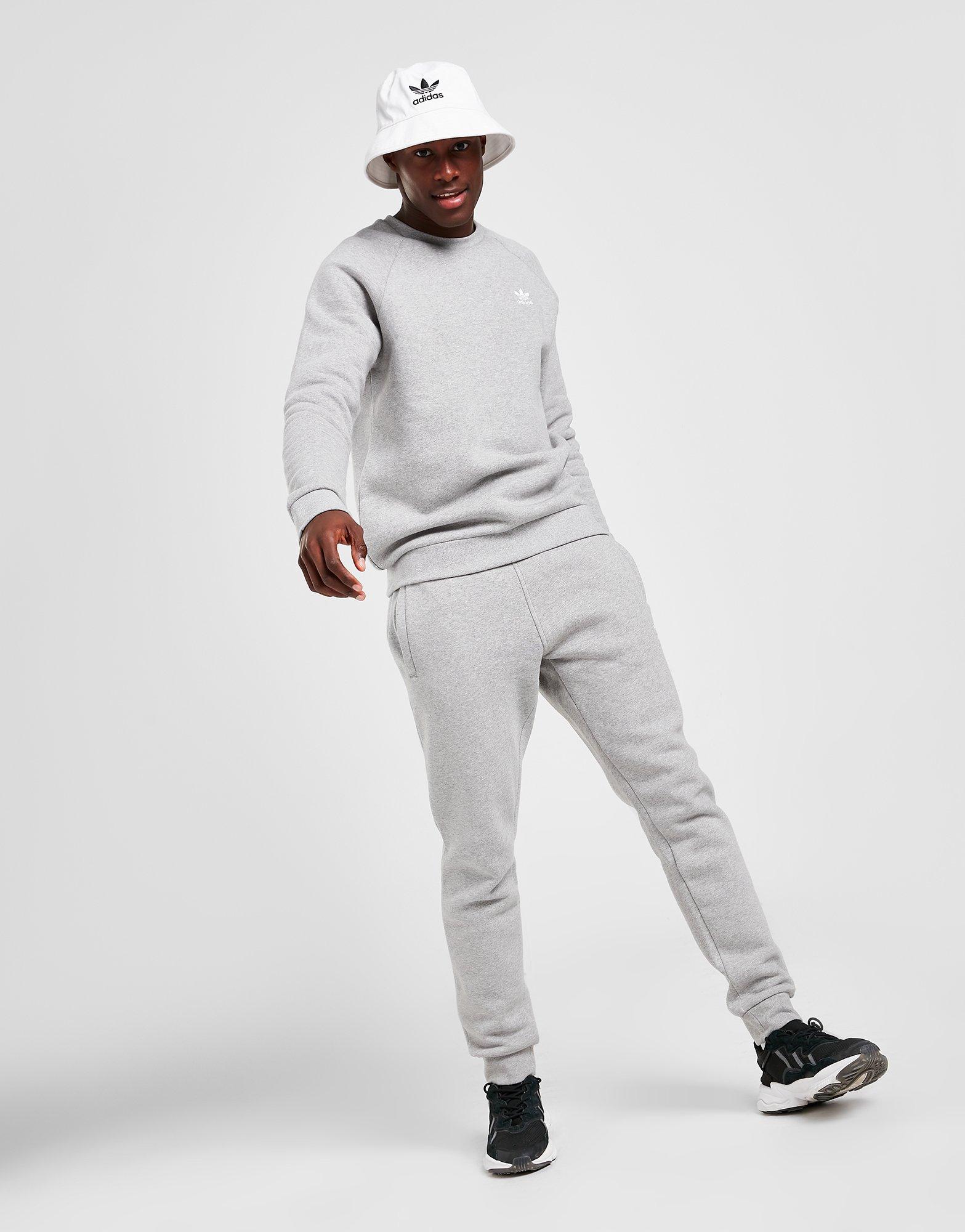 adidas Originals Trefoil Essential Fleece Sweatshirt