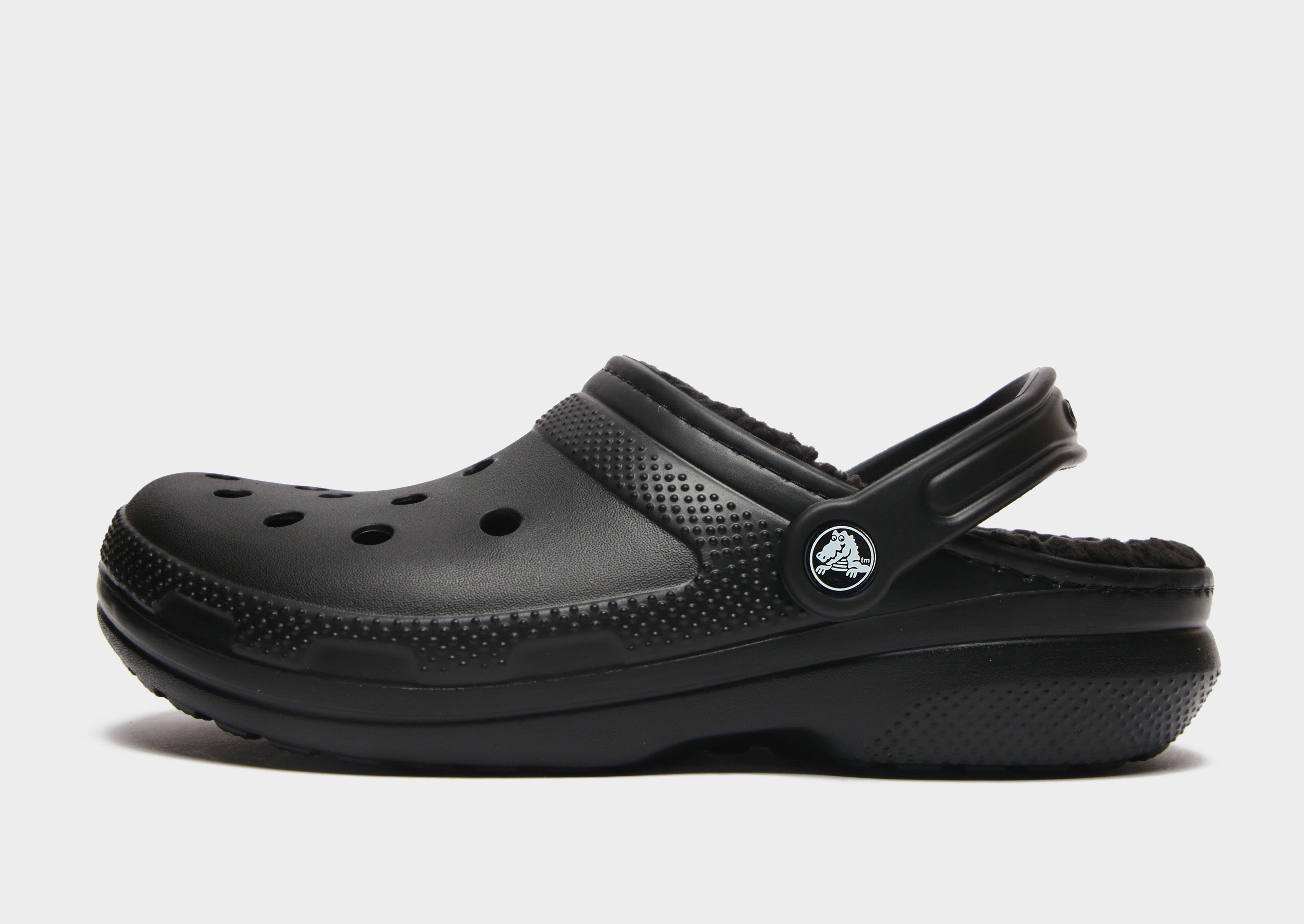 Black shop fuzzy crocs