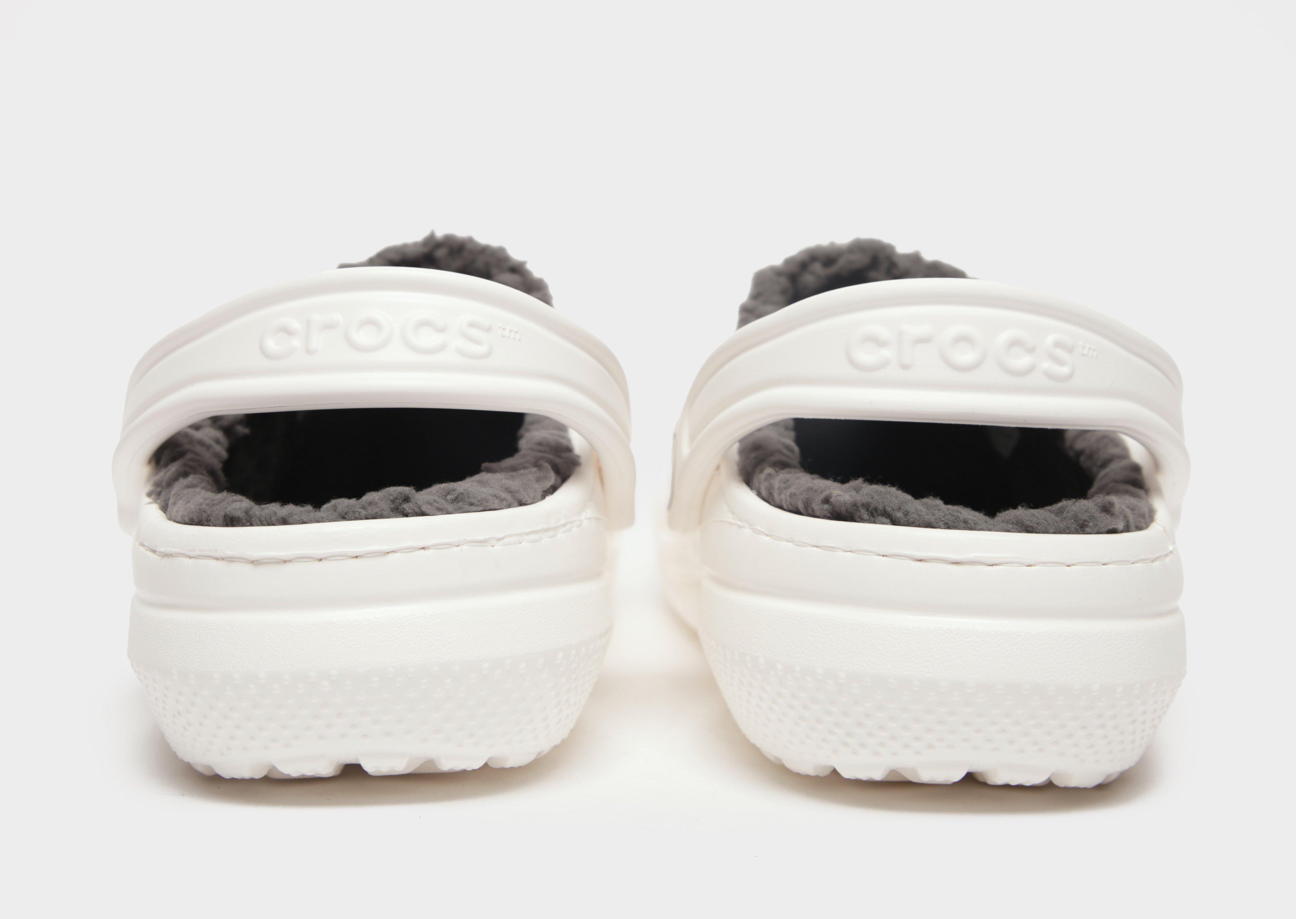 White fleece online crocs