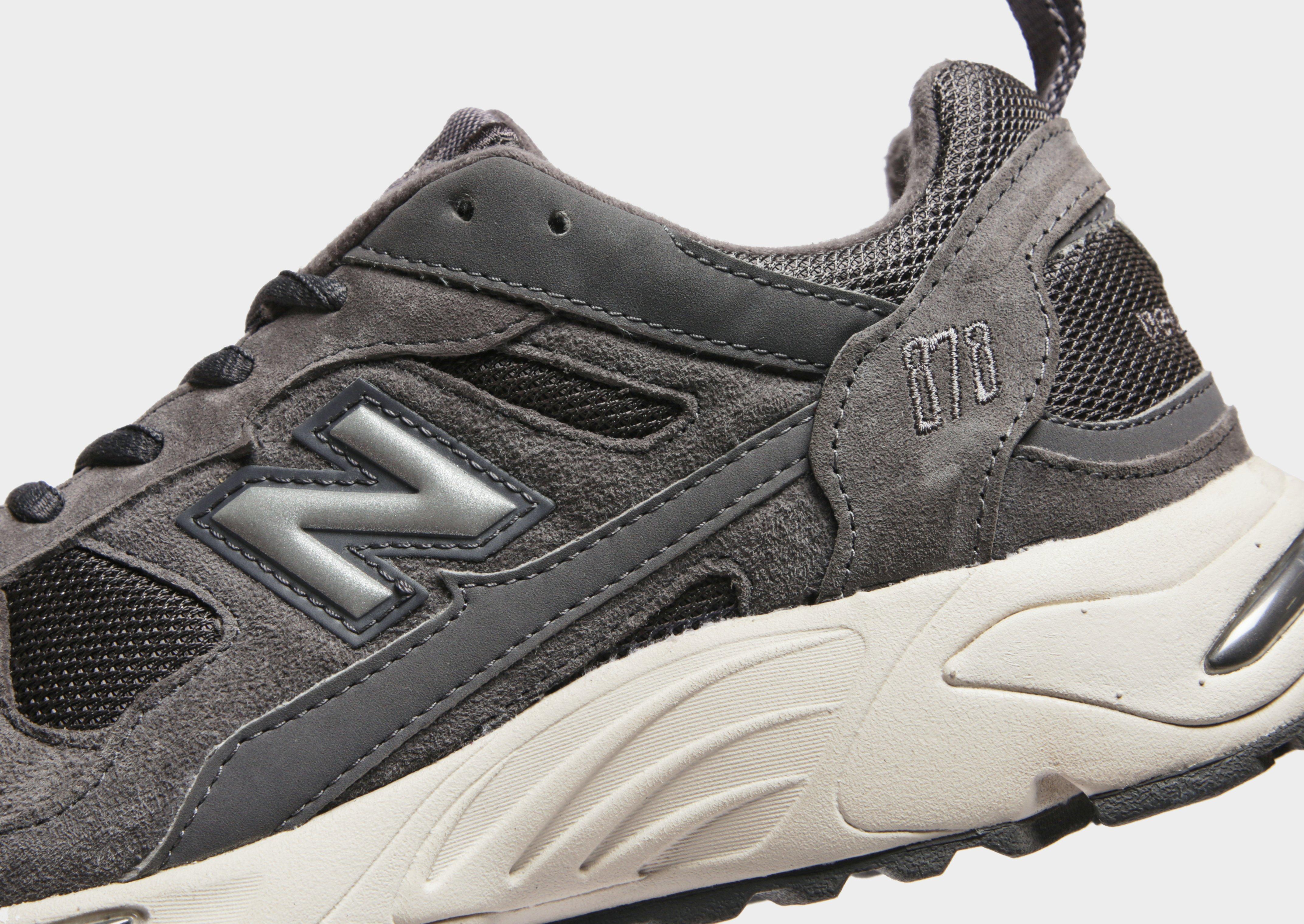 new balance grises