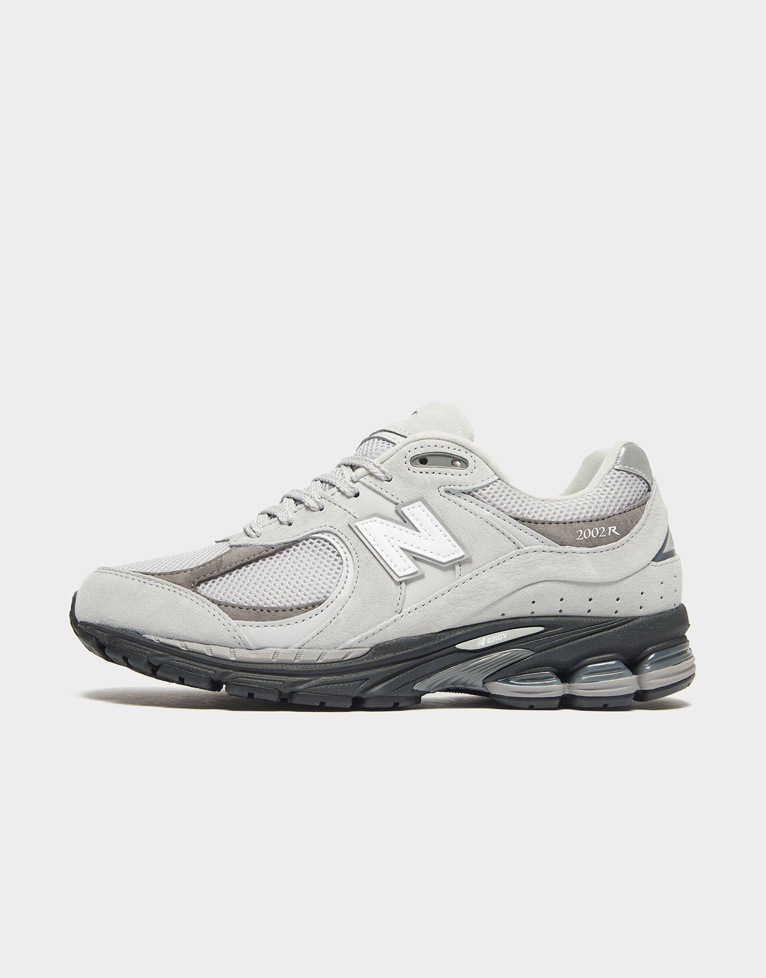 New Balance 2002R Heren
