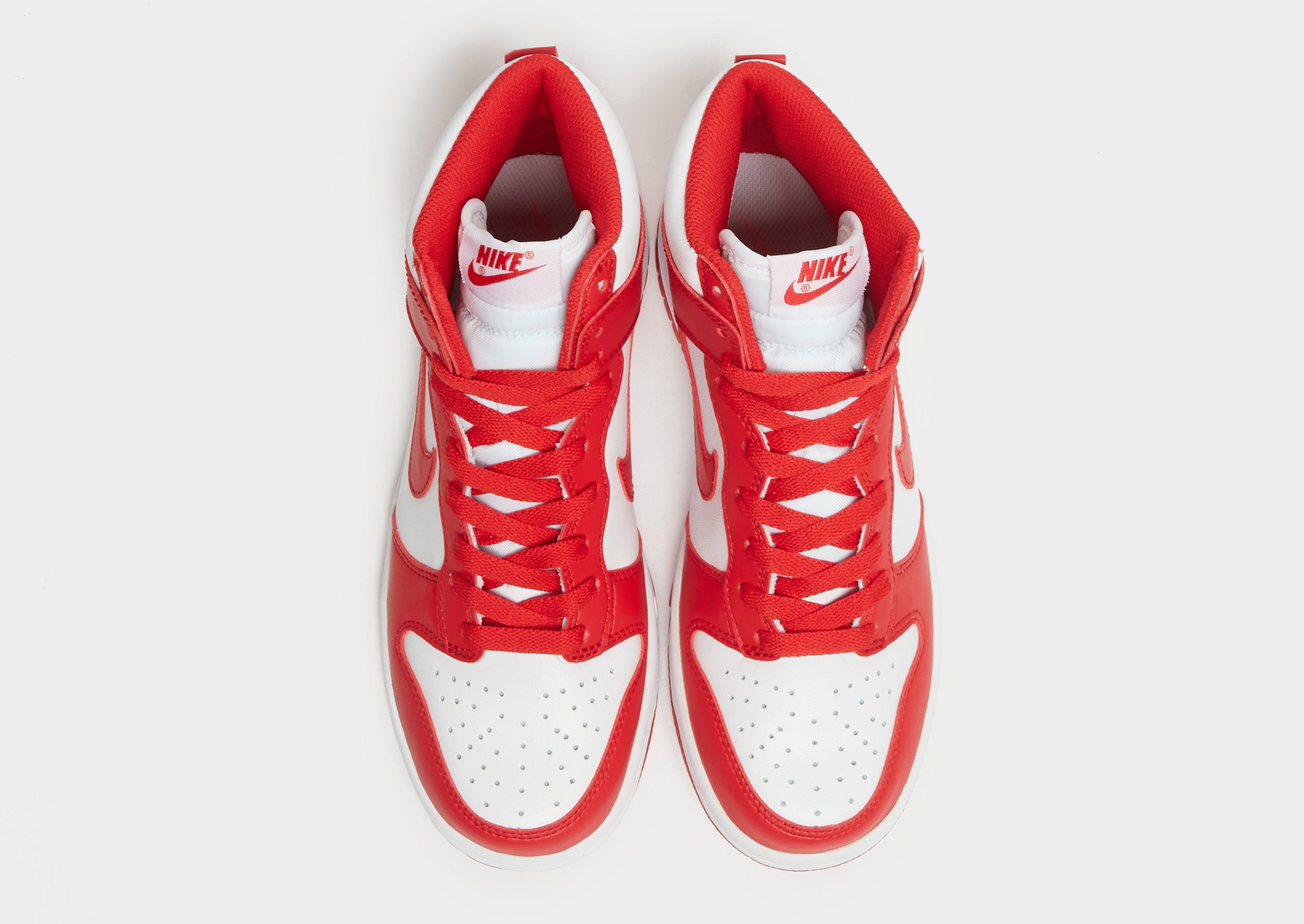 White nike hot sale dunks high