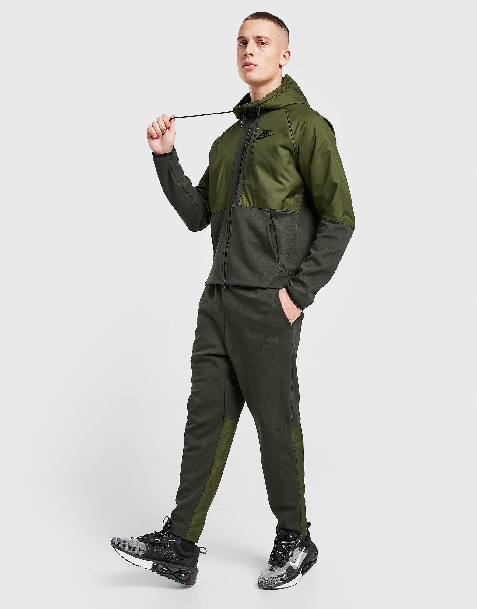 Nike store modern pants