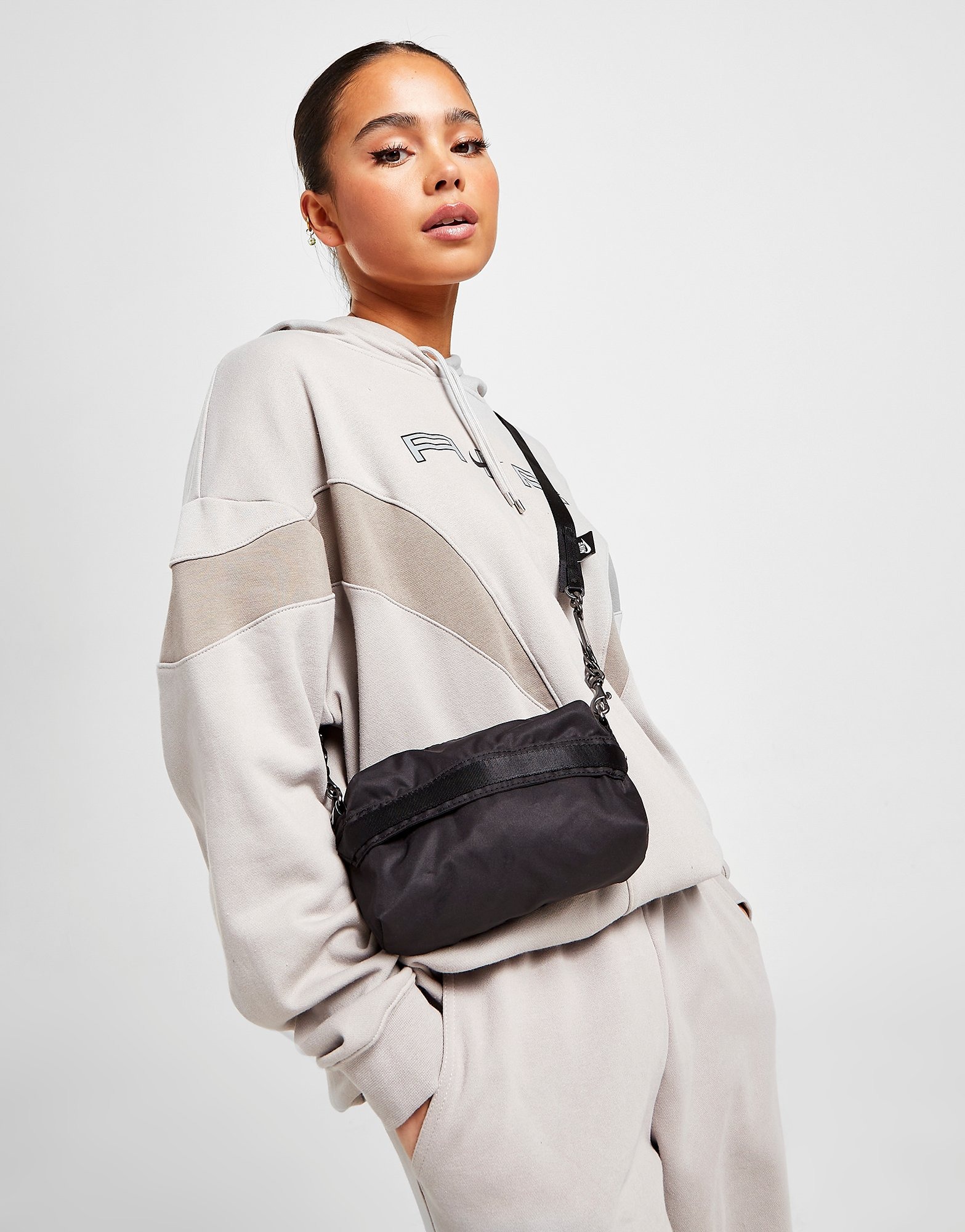 Nike WMNS Futura Luxe Crossbody Bag (1L) White - COCONUT MILK/COCONUT  MILK/DK DRIFTWOOD