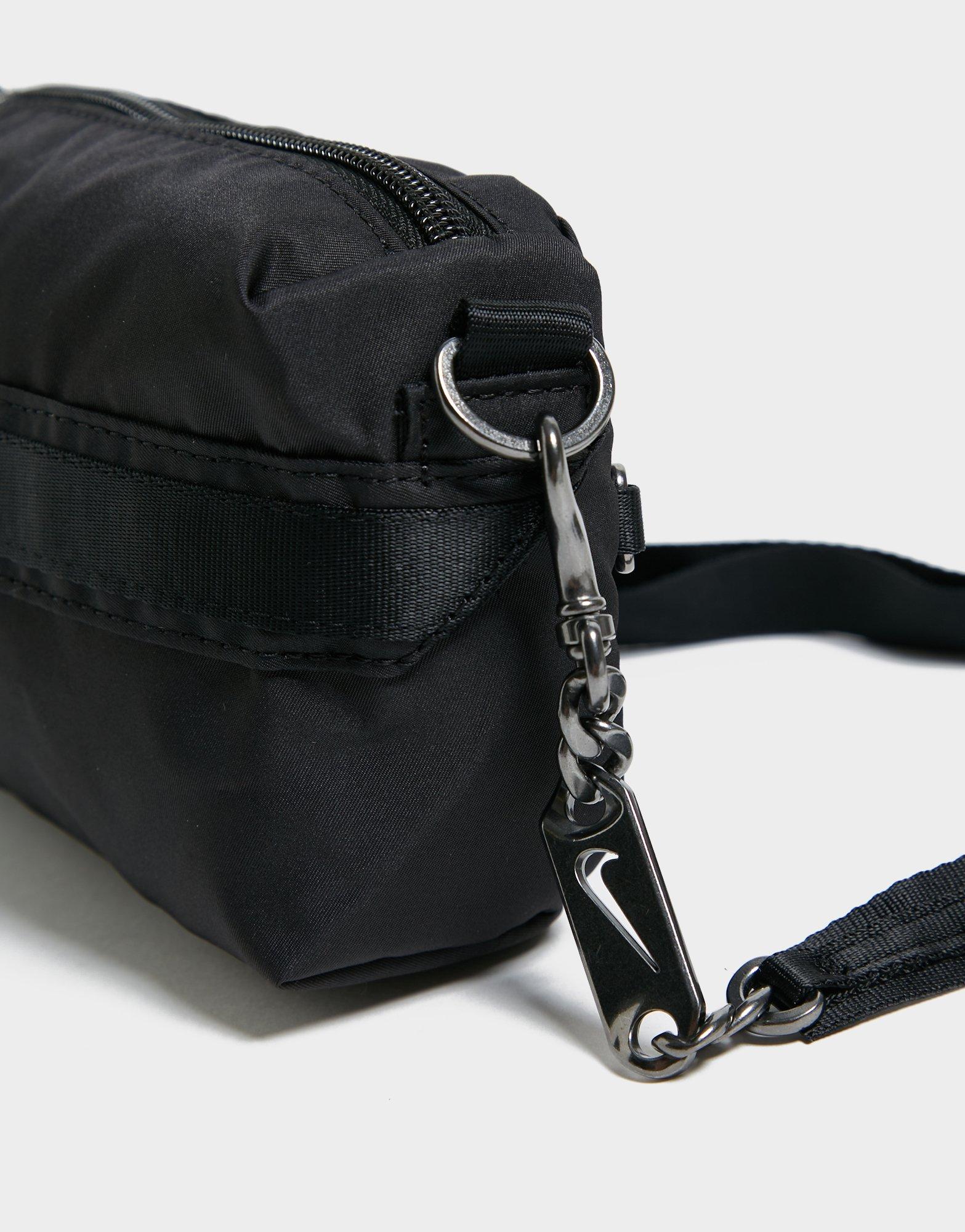 Nike Futura Luxe Cross Body Multi Pocket Bag in Black