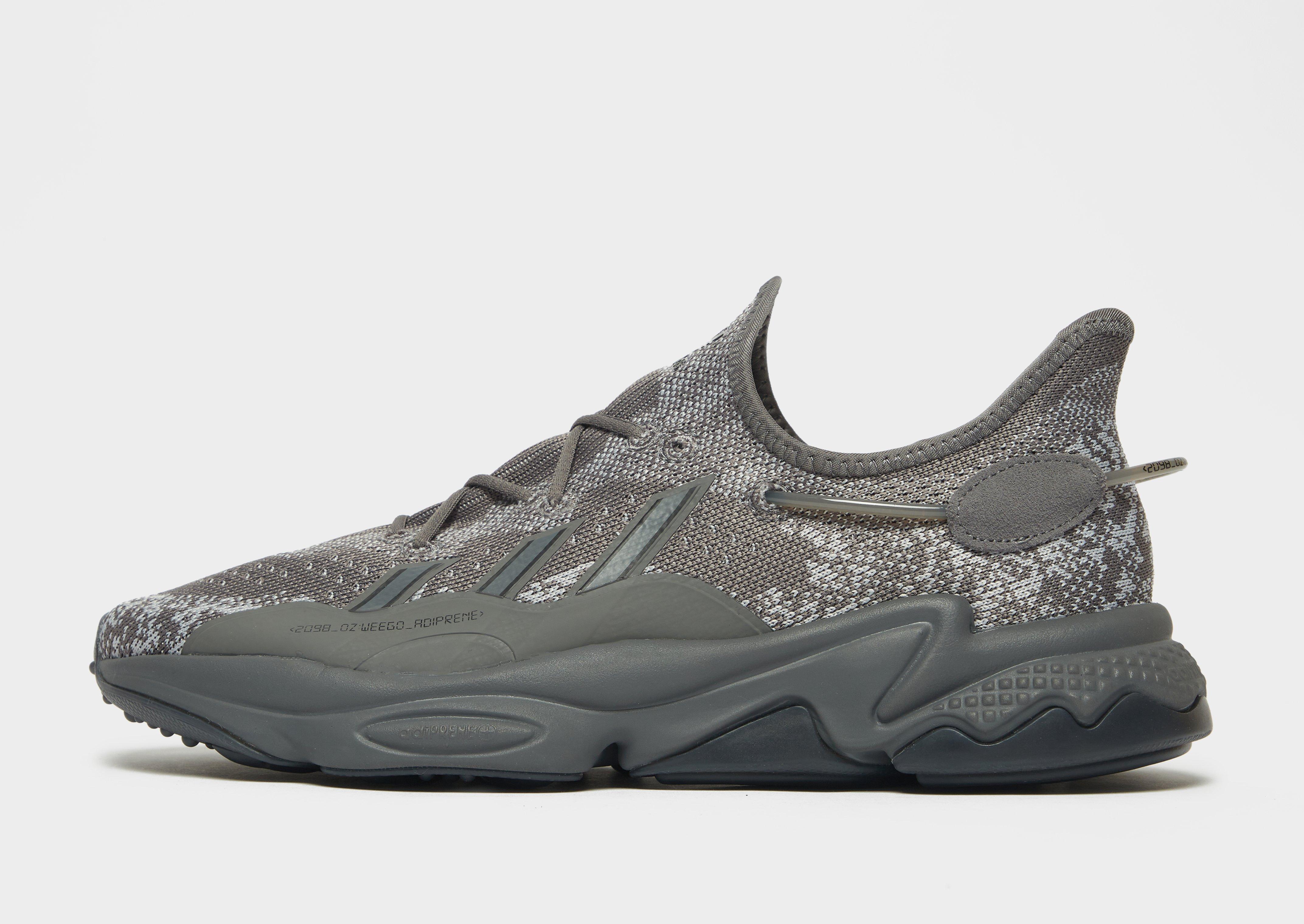 Ozweego cheap adidas grey