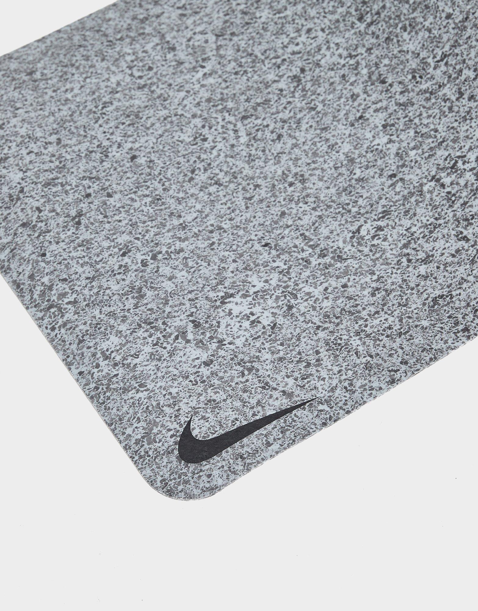 Nike Flow Yoga Mat