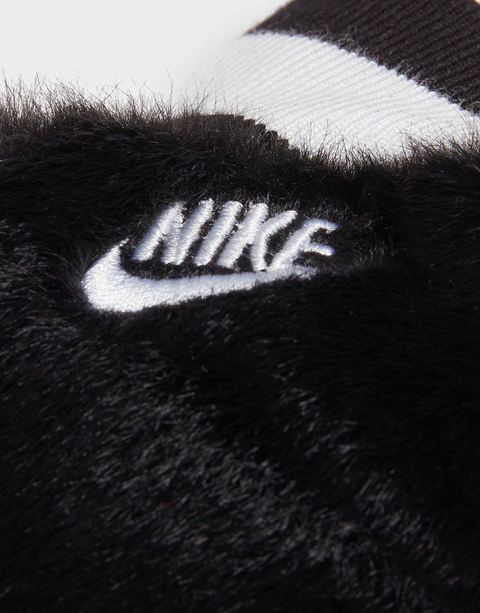 Nike Warm Mittens