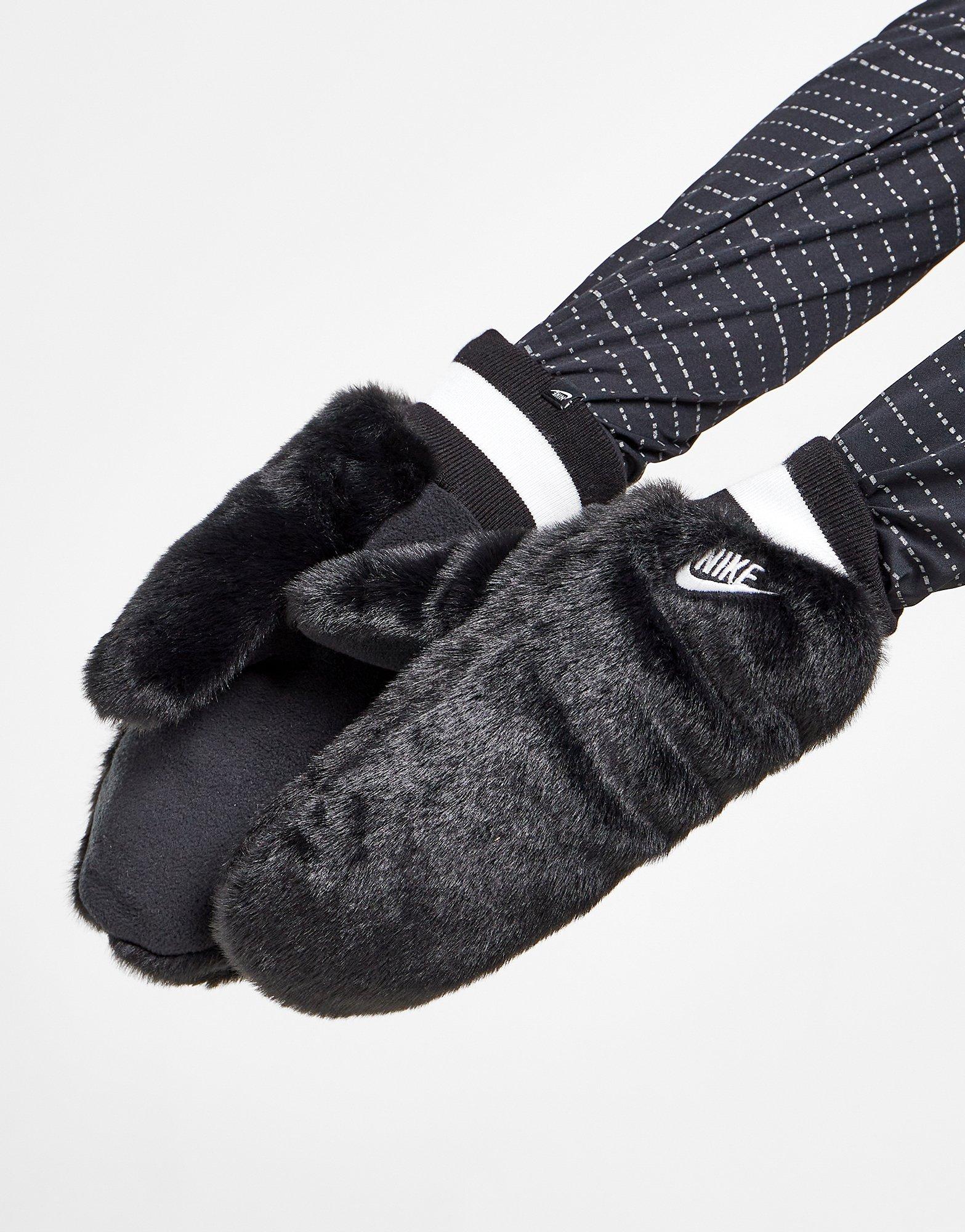 Nike Warm Mittens
