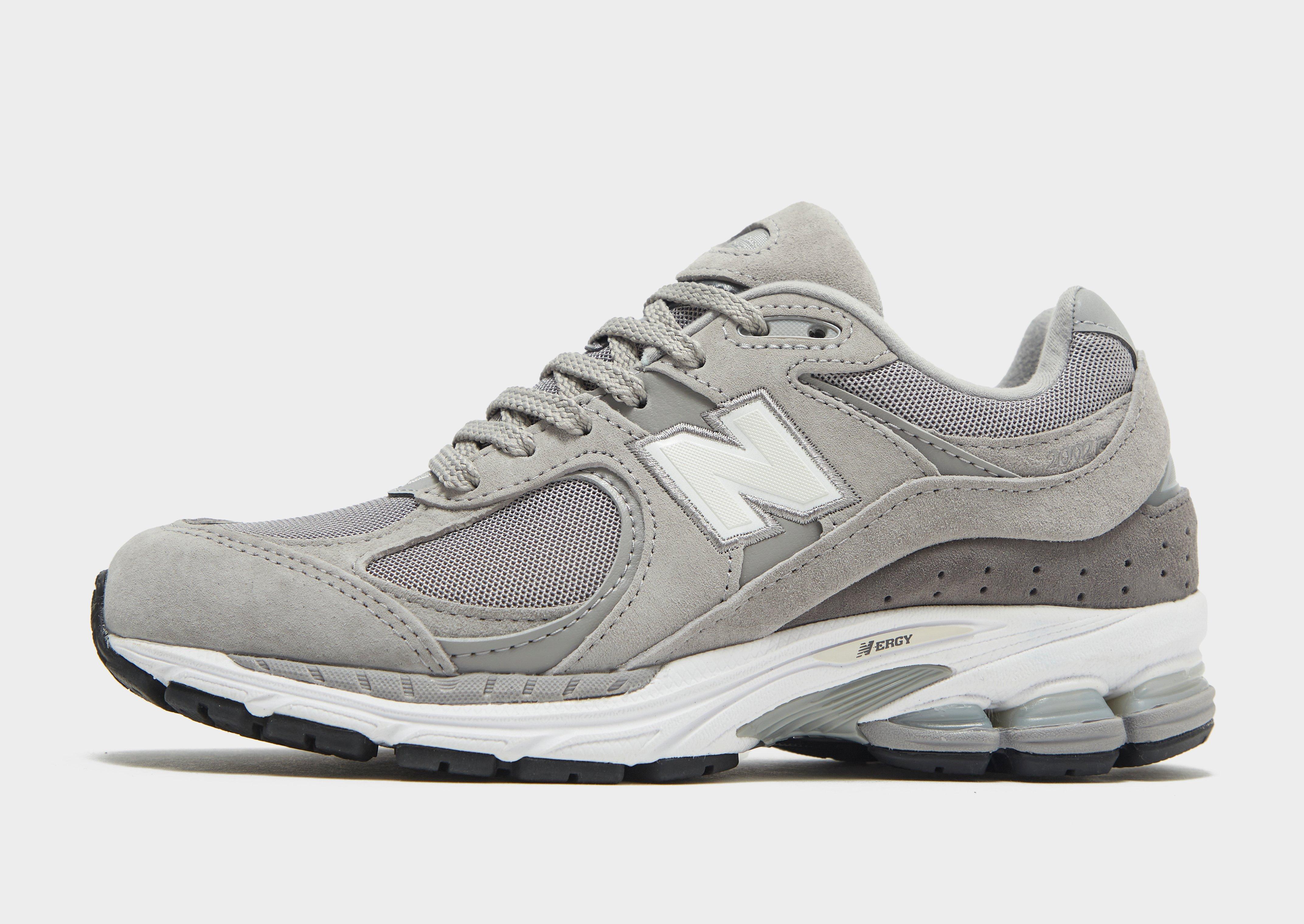 new balance 2002r grey