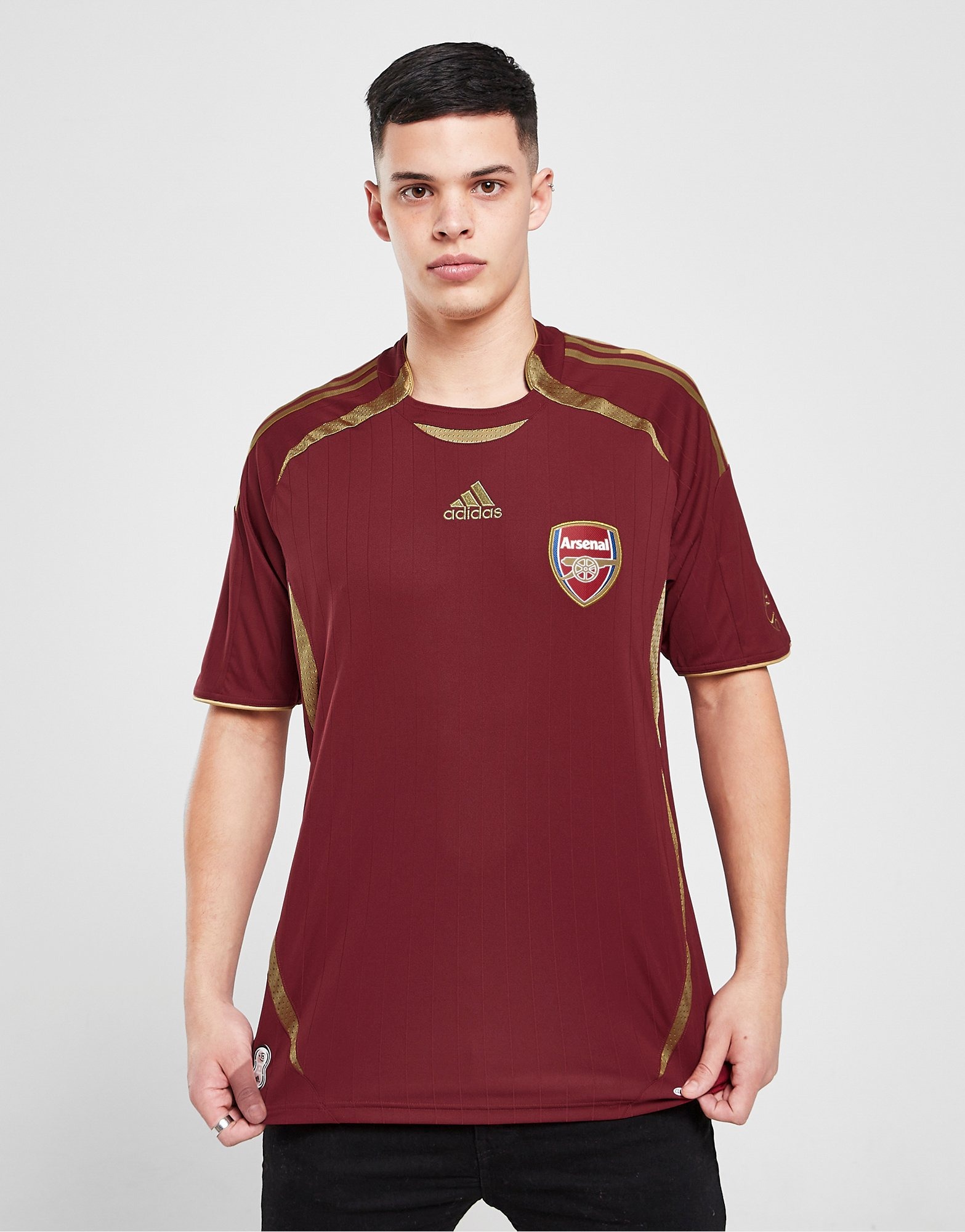 adidas teamgeist arsenal