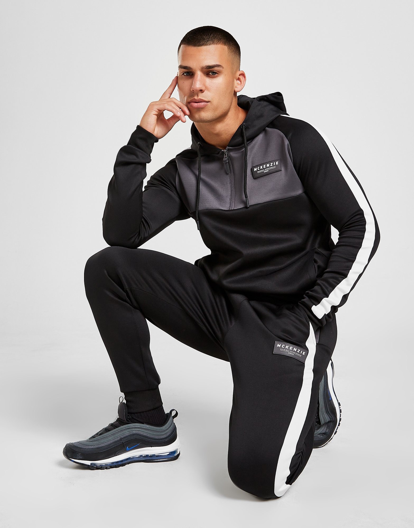 Zwart Mckenzie Invigorate Poly 14 Zip Tracksuit Jd Sports 9952