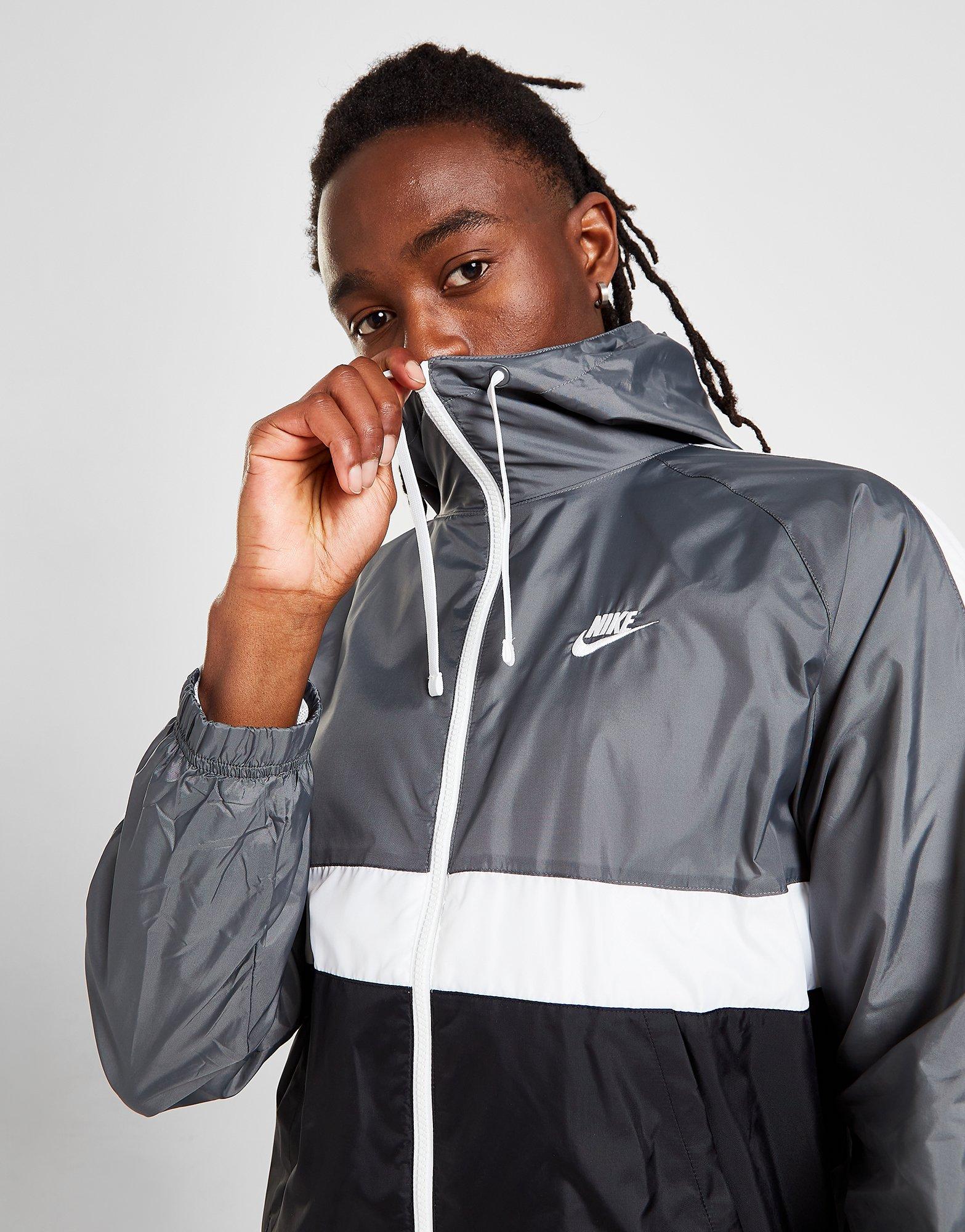 nike hoxton woven hooded jacket