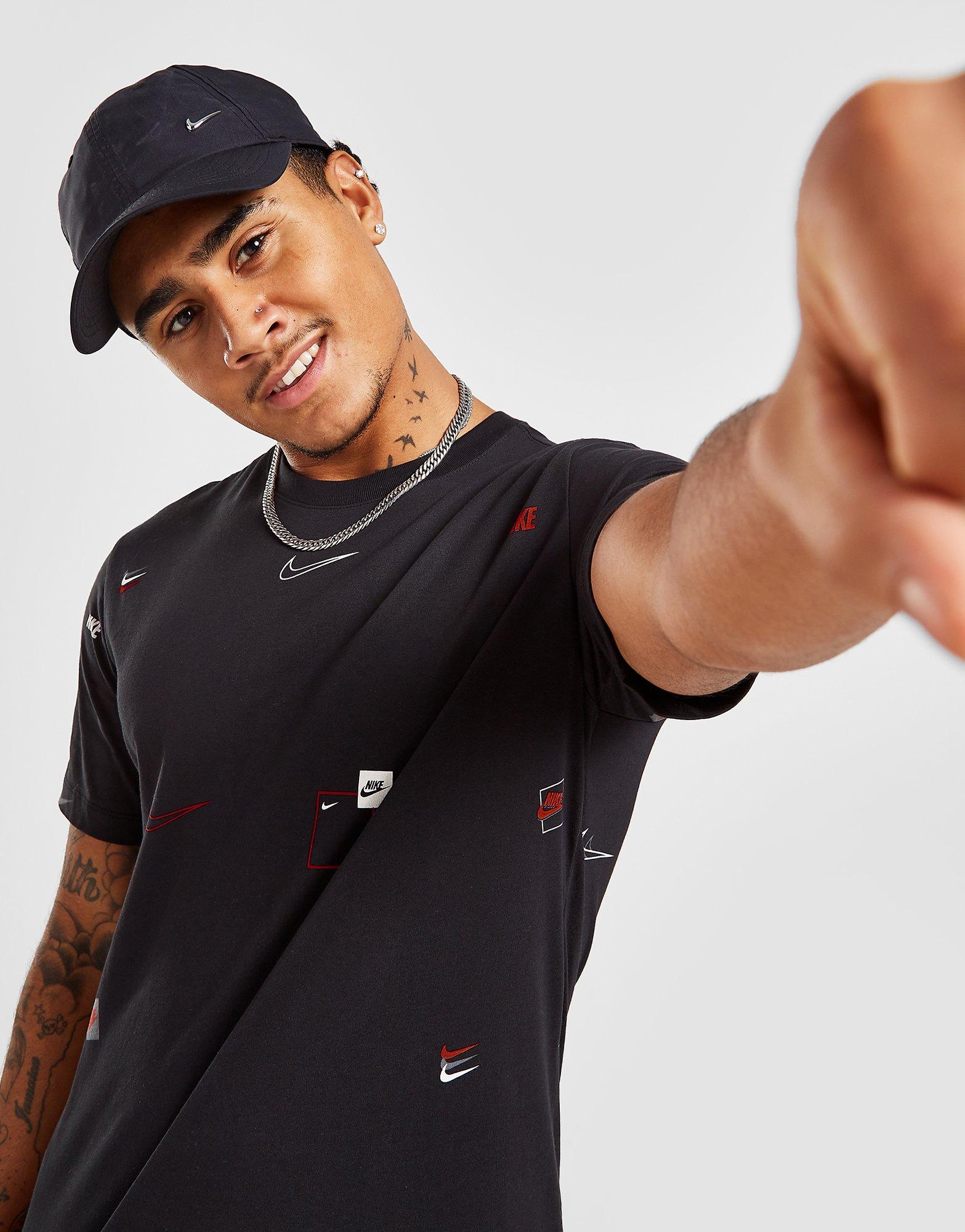 Nike T-Shirt All Over Print Logo