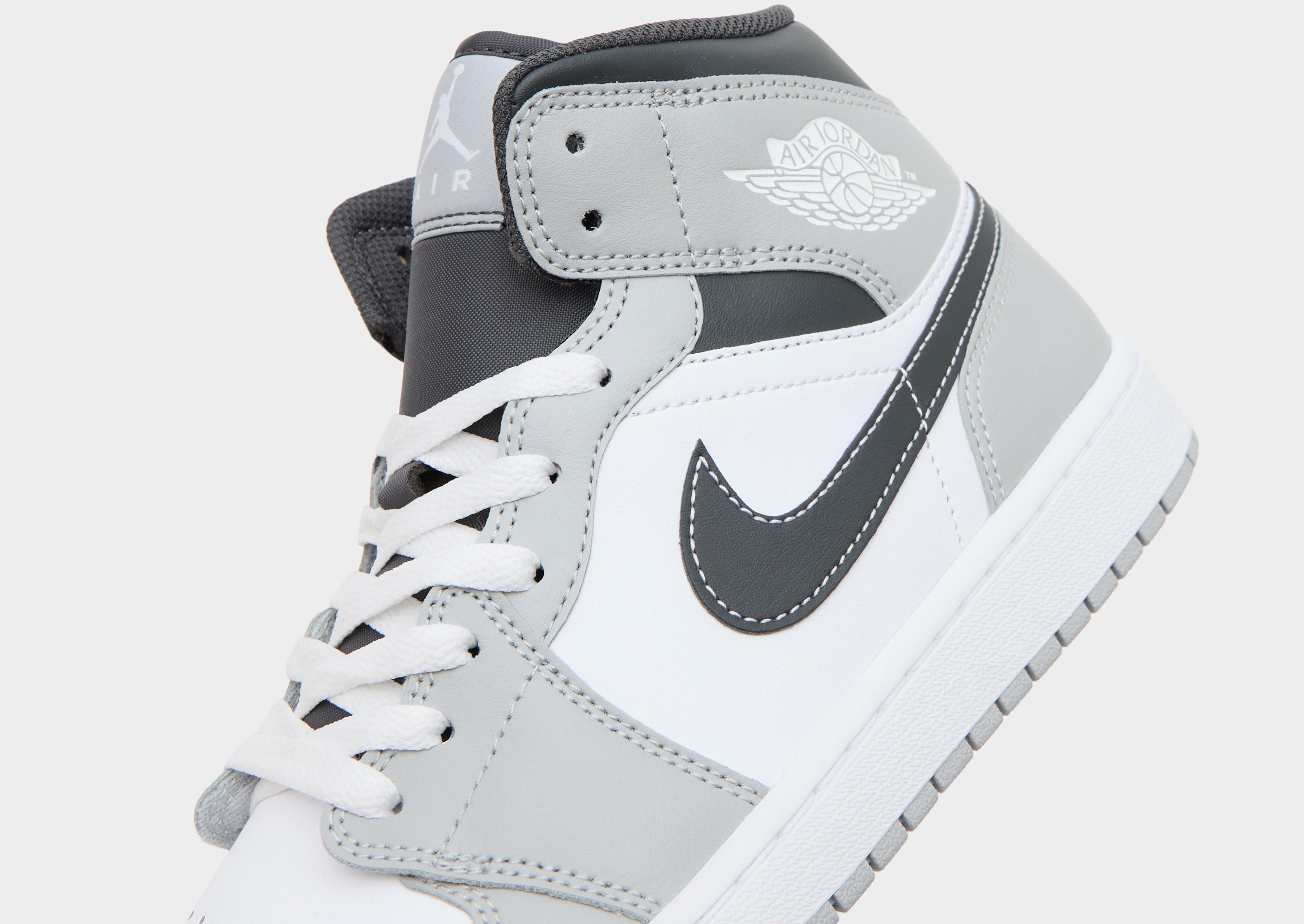 Jordan Air 1 Mid