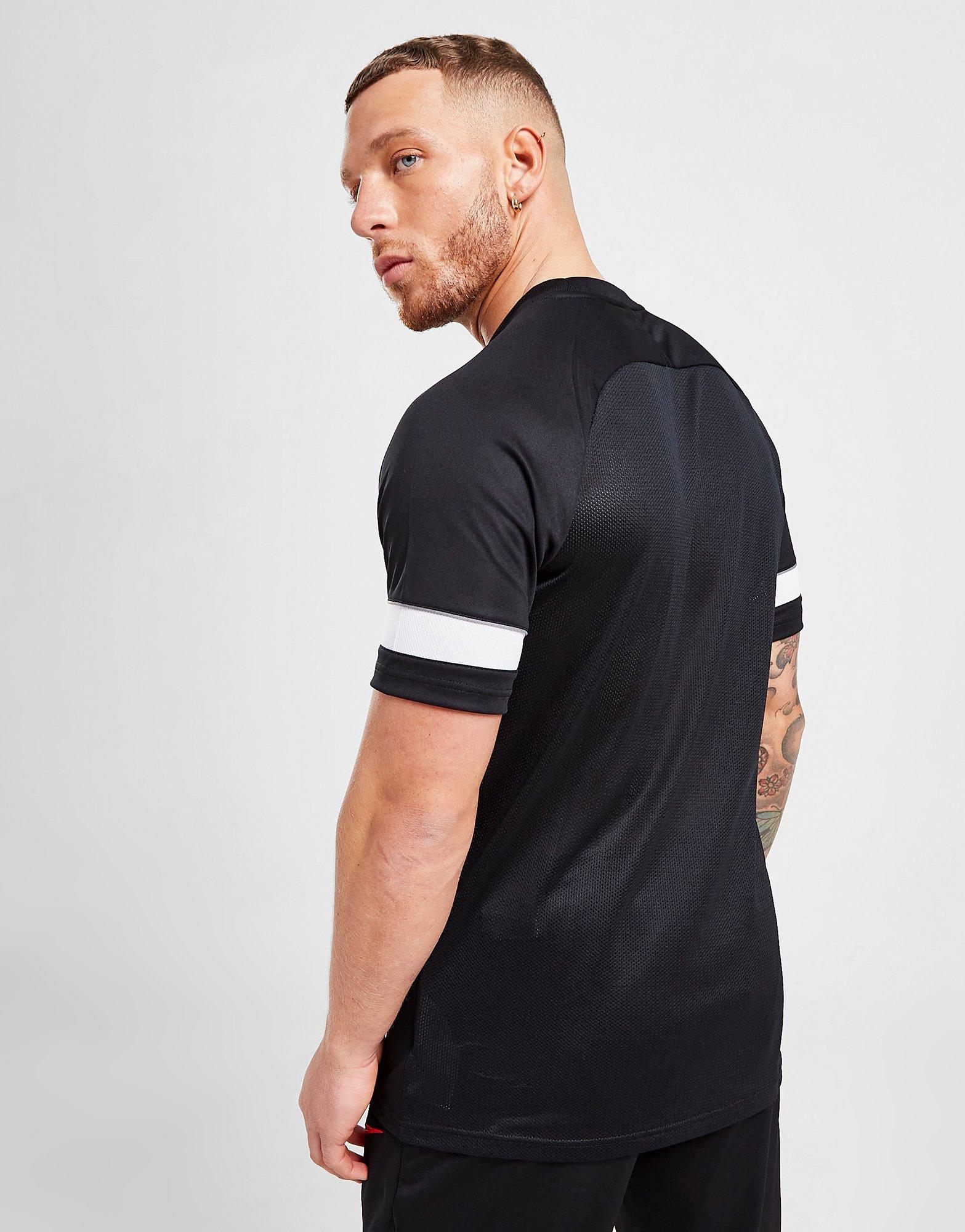 Nike Academy Essential Dri-FIT T-Shirt