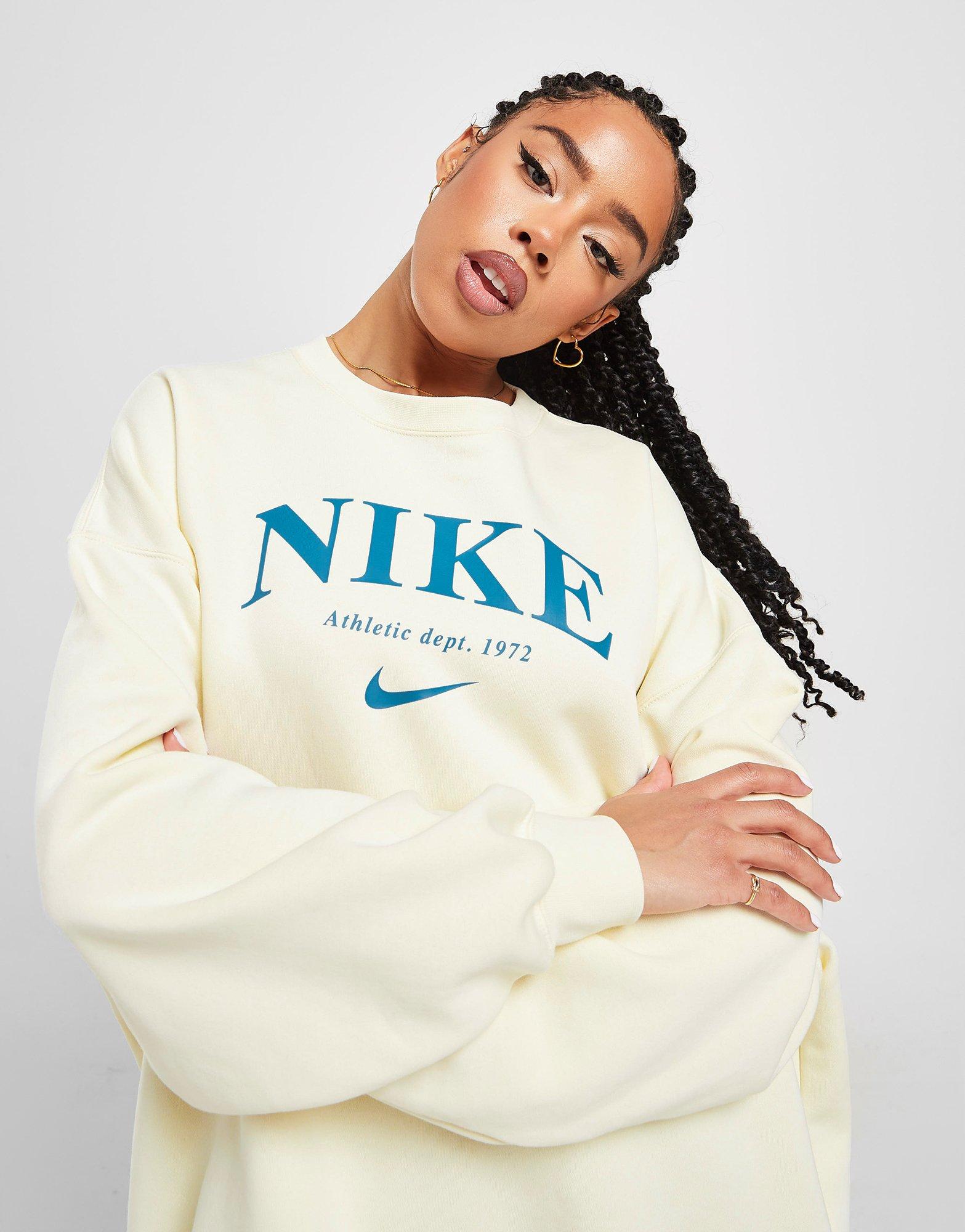 Nike Varsity Boyfriend Crew Sweatshirt