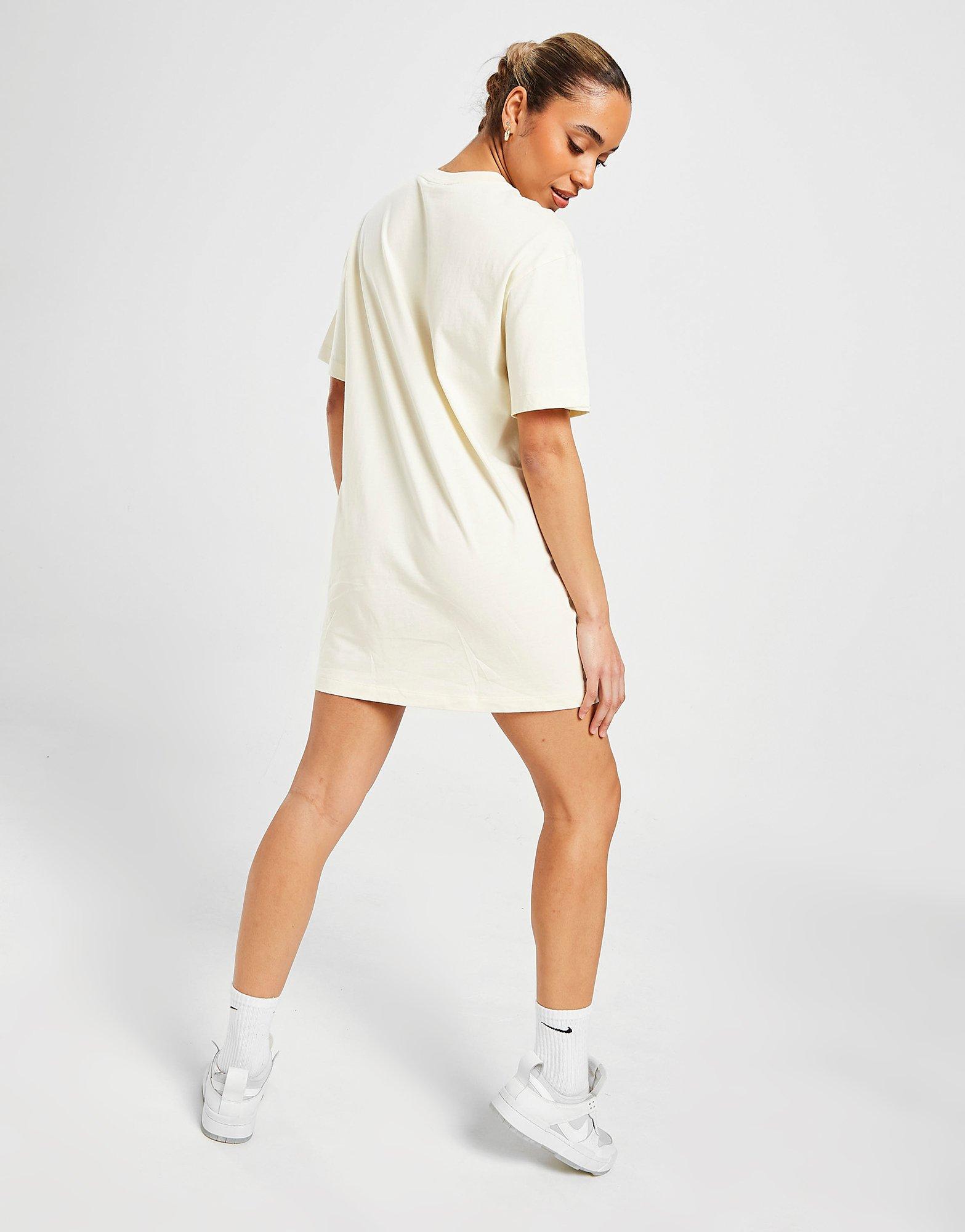 white long t shirt dress