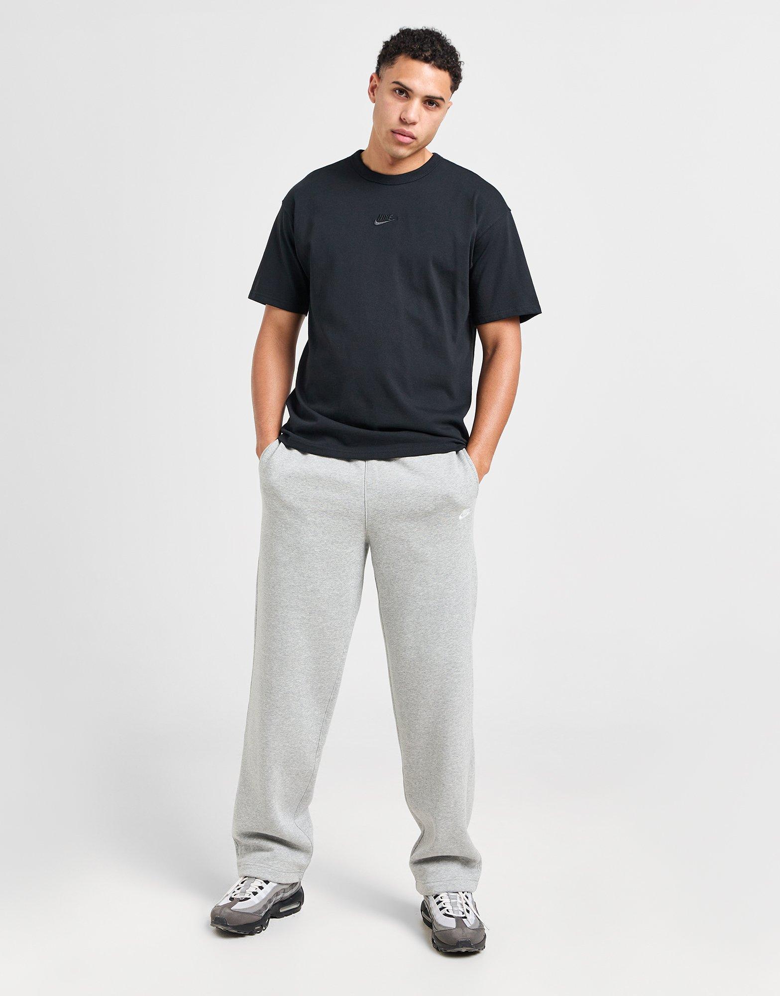 Nike Premium Essentials T-Shirt