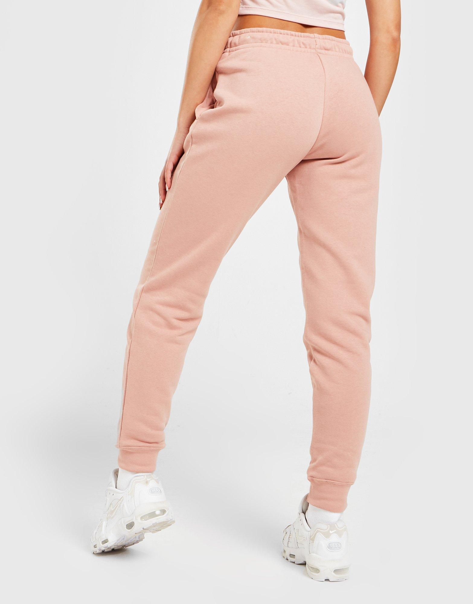 Nike Essential Joggers