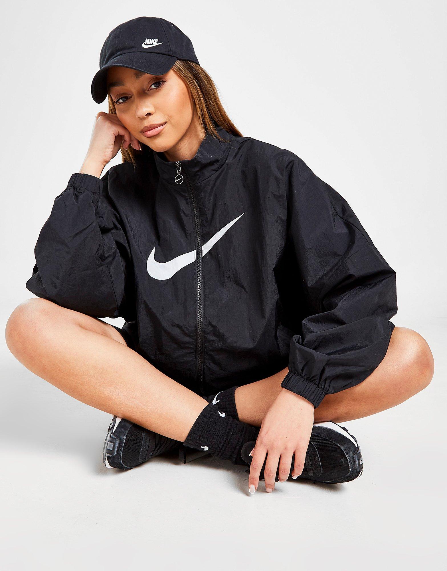 black nike zip jacket