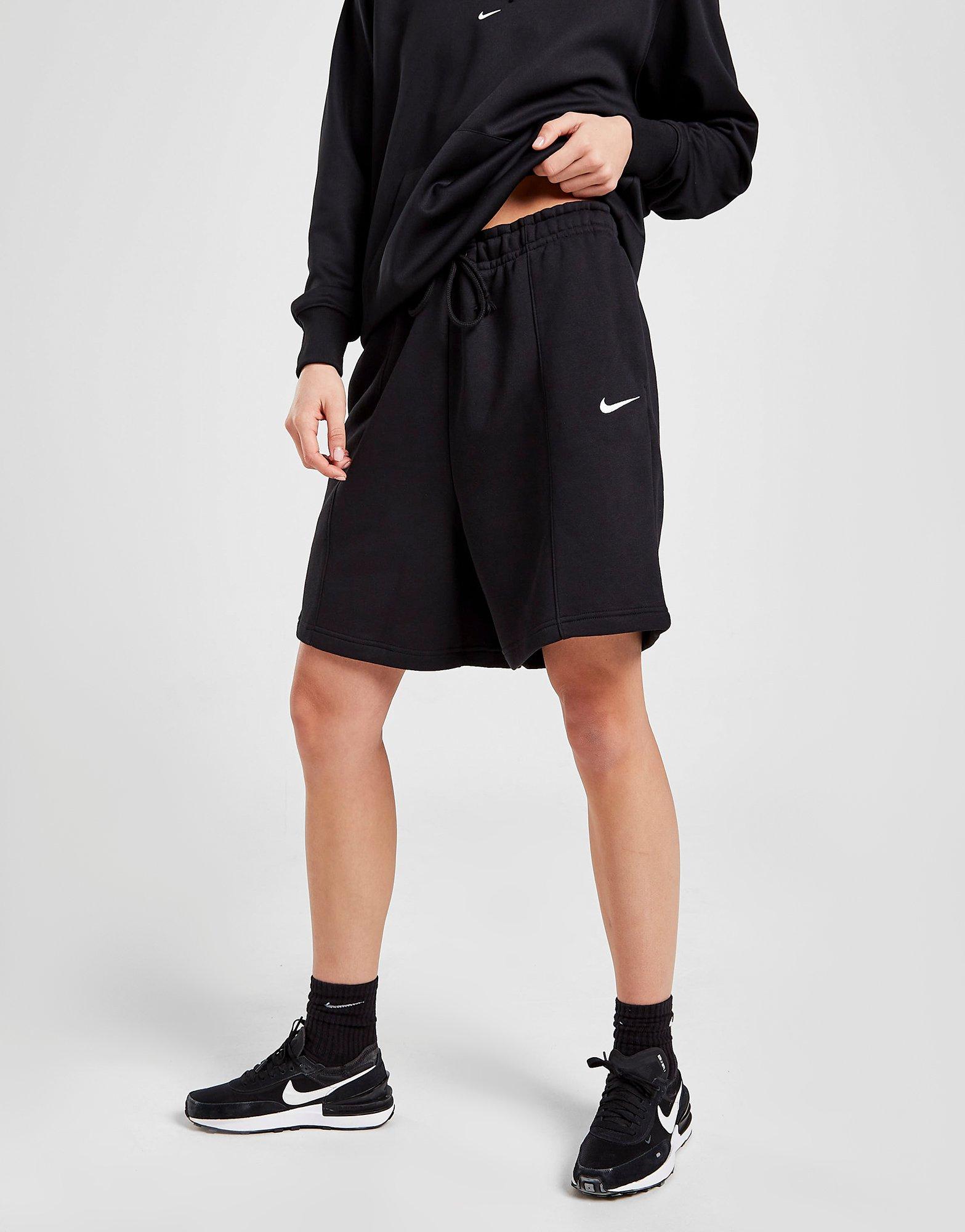 Nike Sportswear Essential Fleece High-Rise Shorts Women