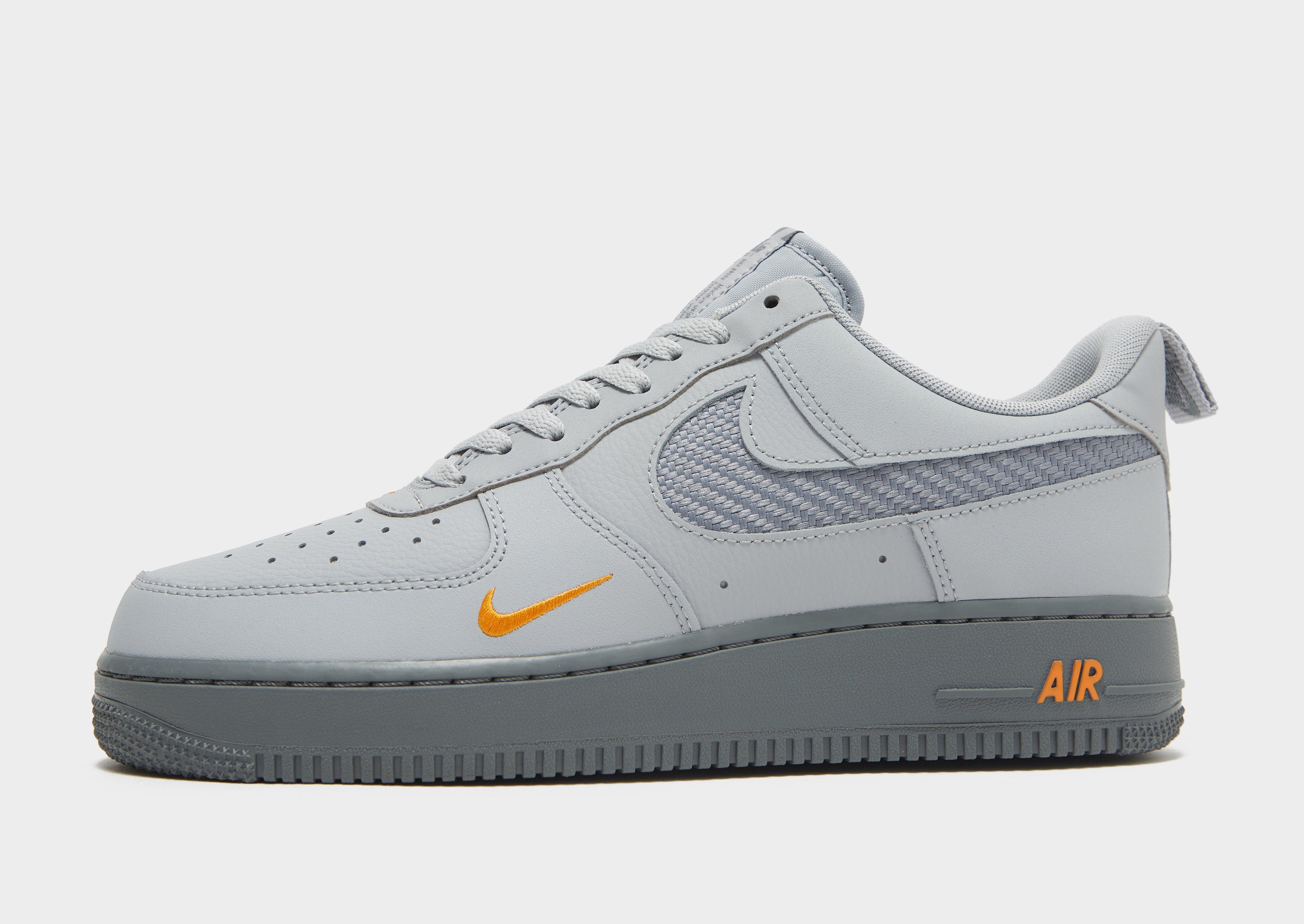 Air Force 1 Trainers. Nike RO